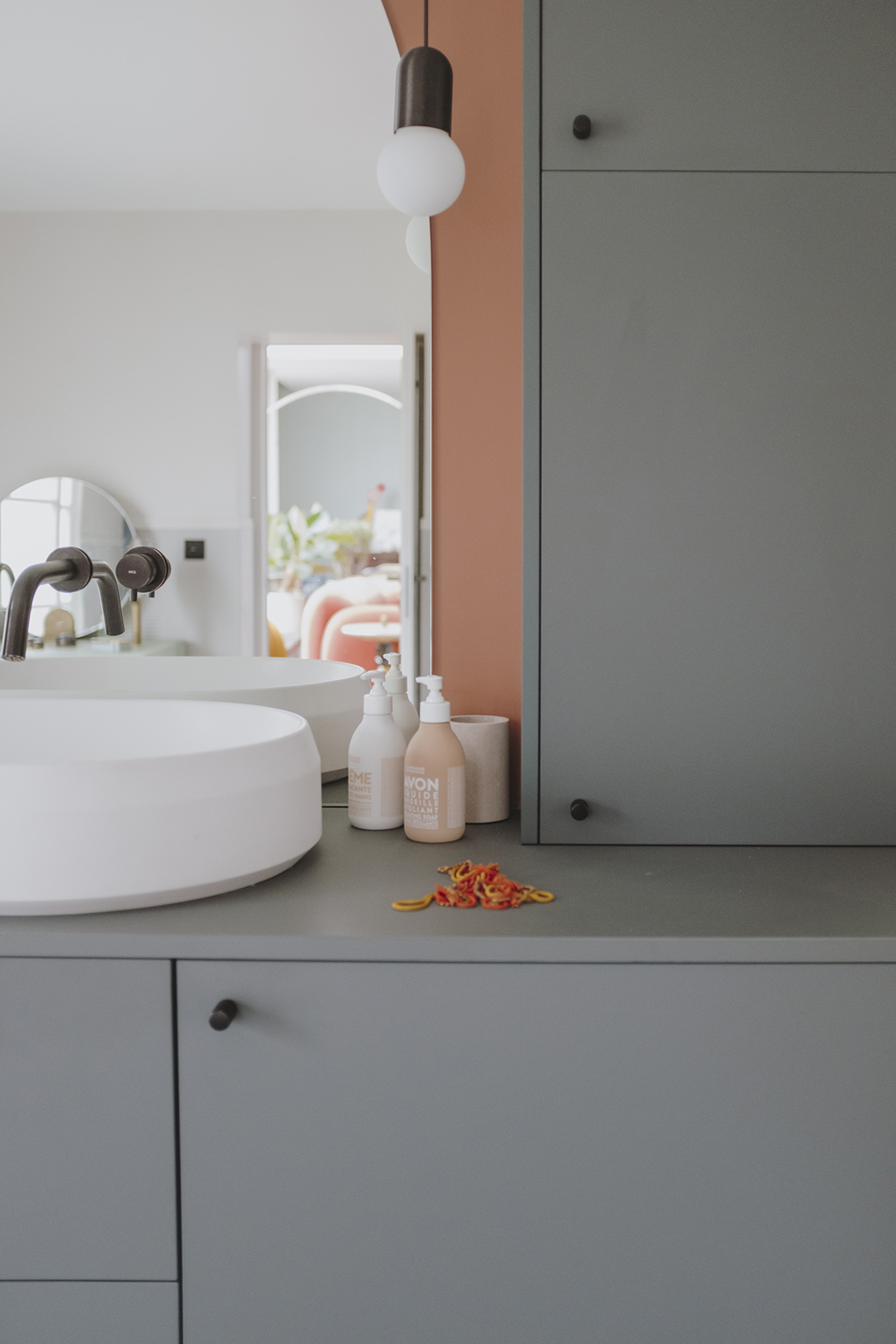 Salle-de-bain-rangements-Agencement-Atelier-Parisien copie Salle-de-bain-rangements-Agencement-Atelier-Parisien copie