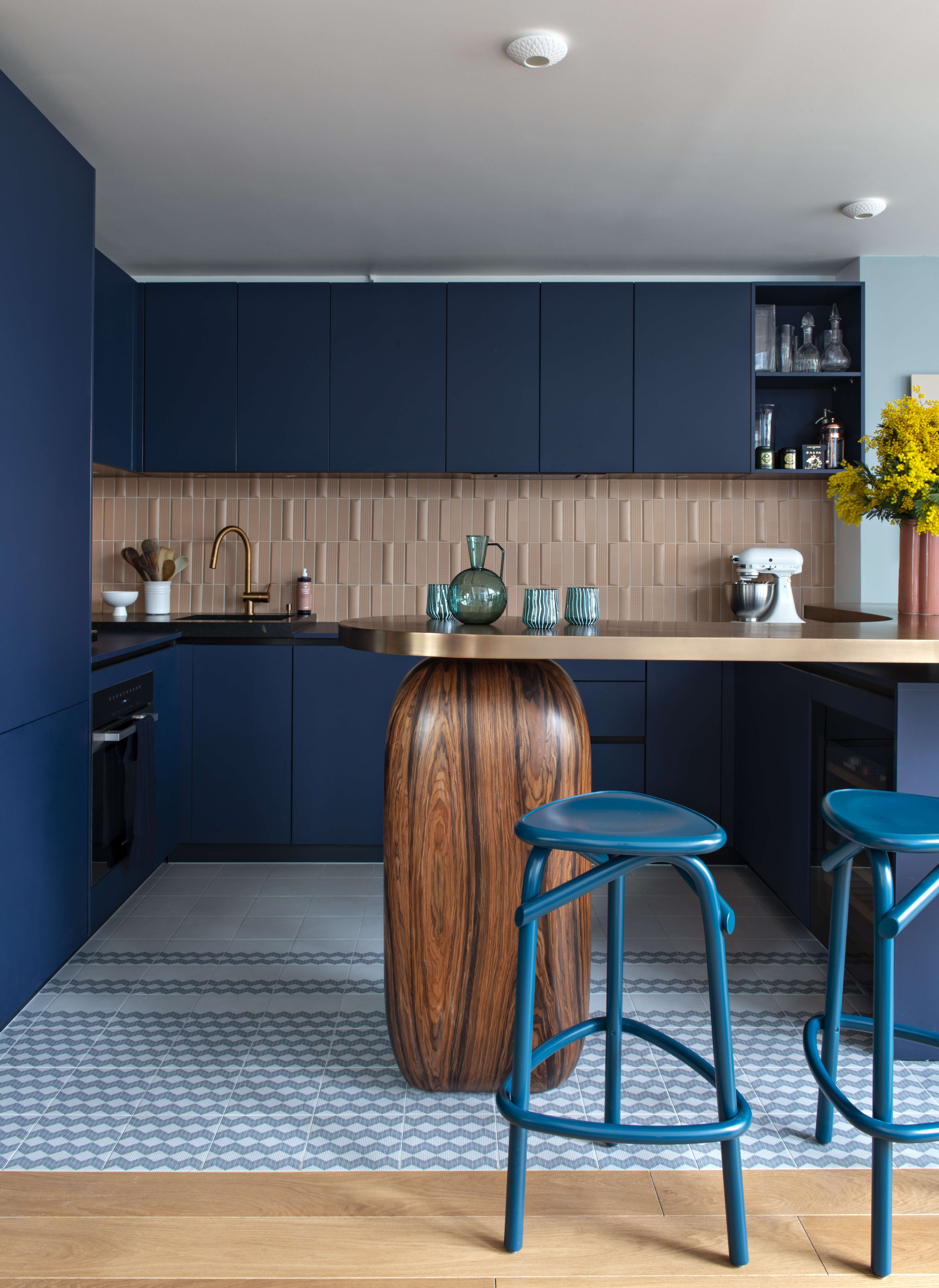 Cuisine Bleu tendance Perene Cuisine Bleu tendance Perene