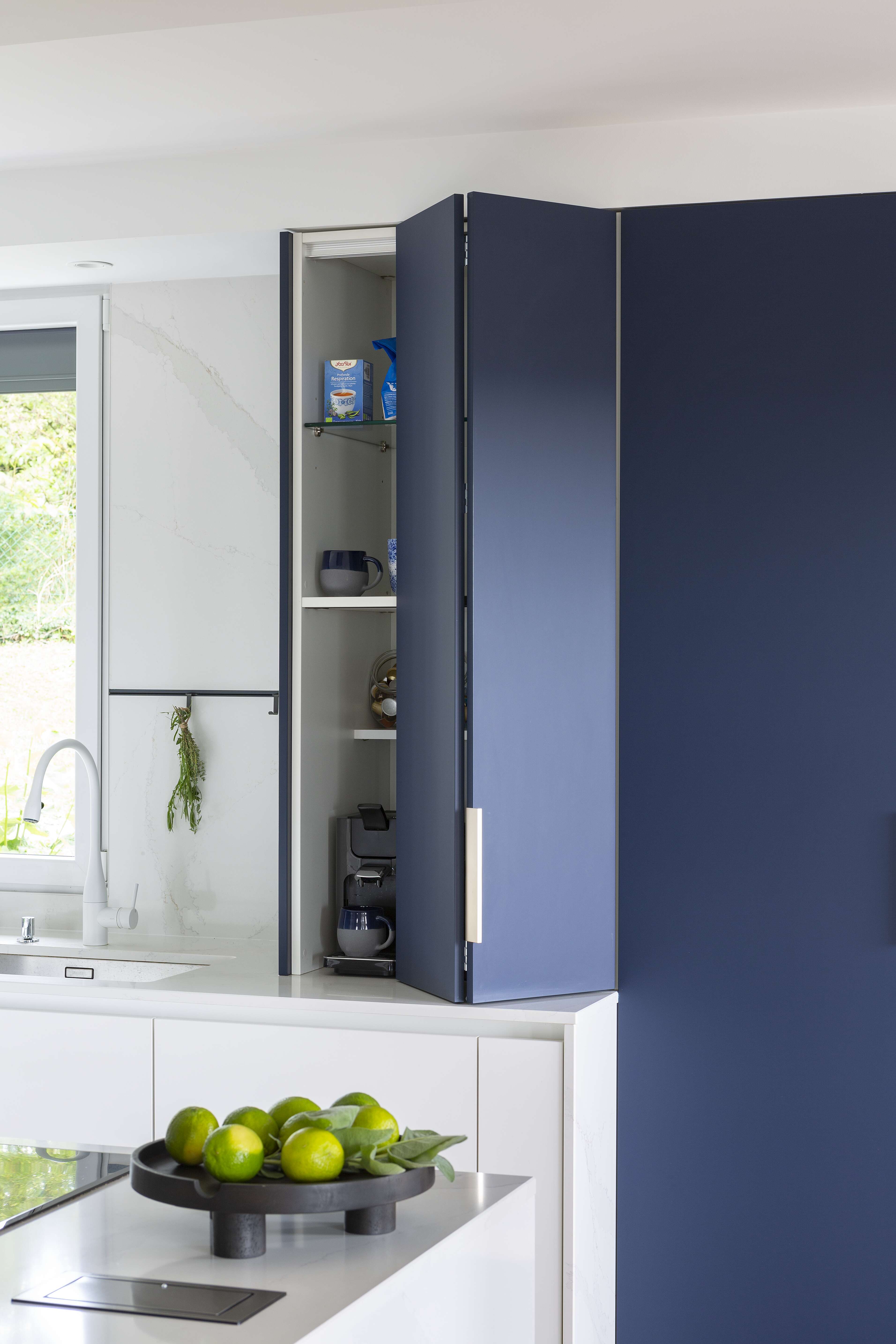 meuble-cuisine-porte-pliantes-design-perene meuble-cuisine-porte-pliantes-design-perene