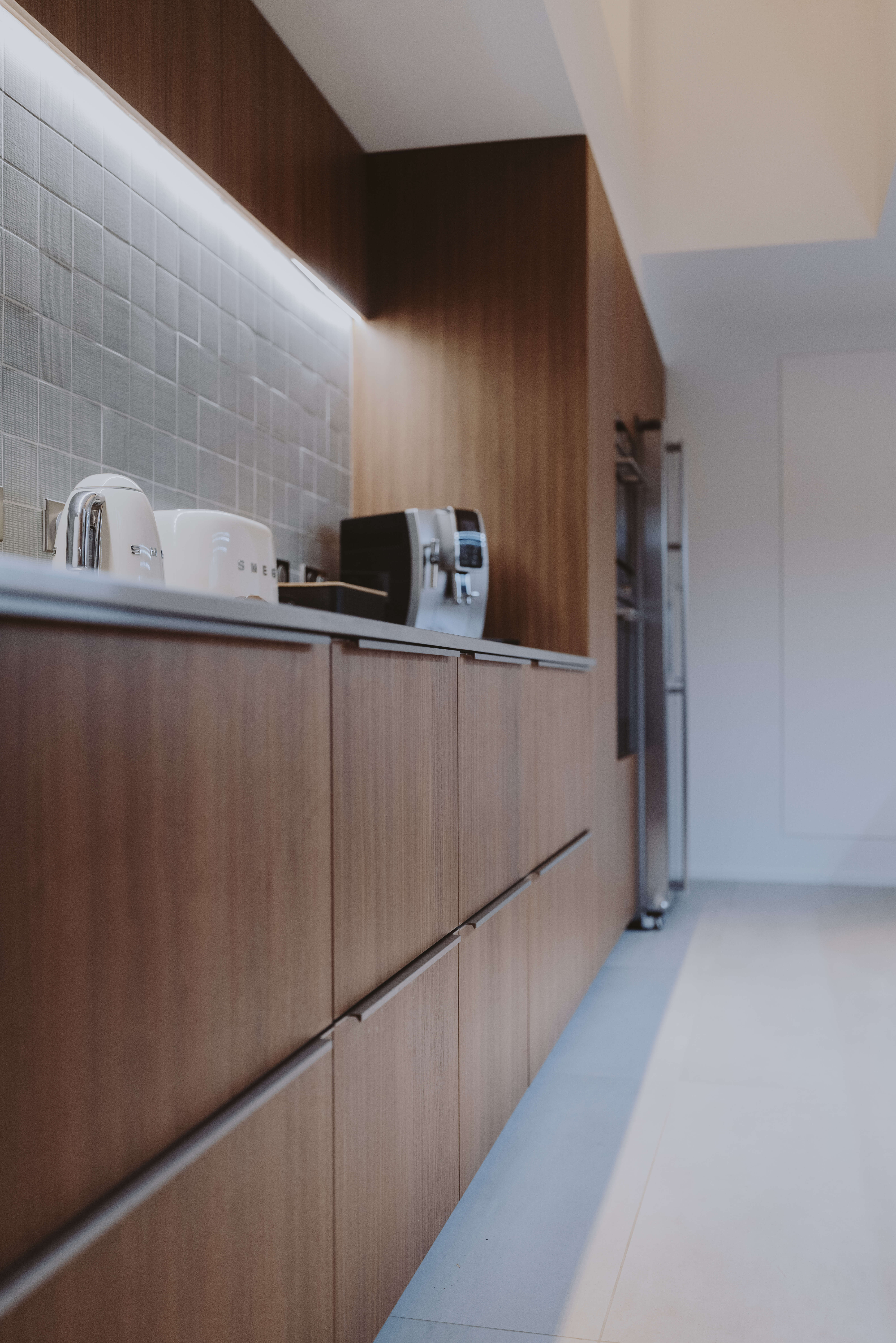 credence-en-carrelage-dans-cuisine-perene credence-en-carrelage-dans-cuisine-perene