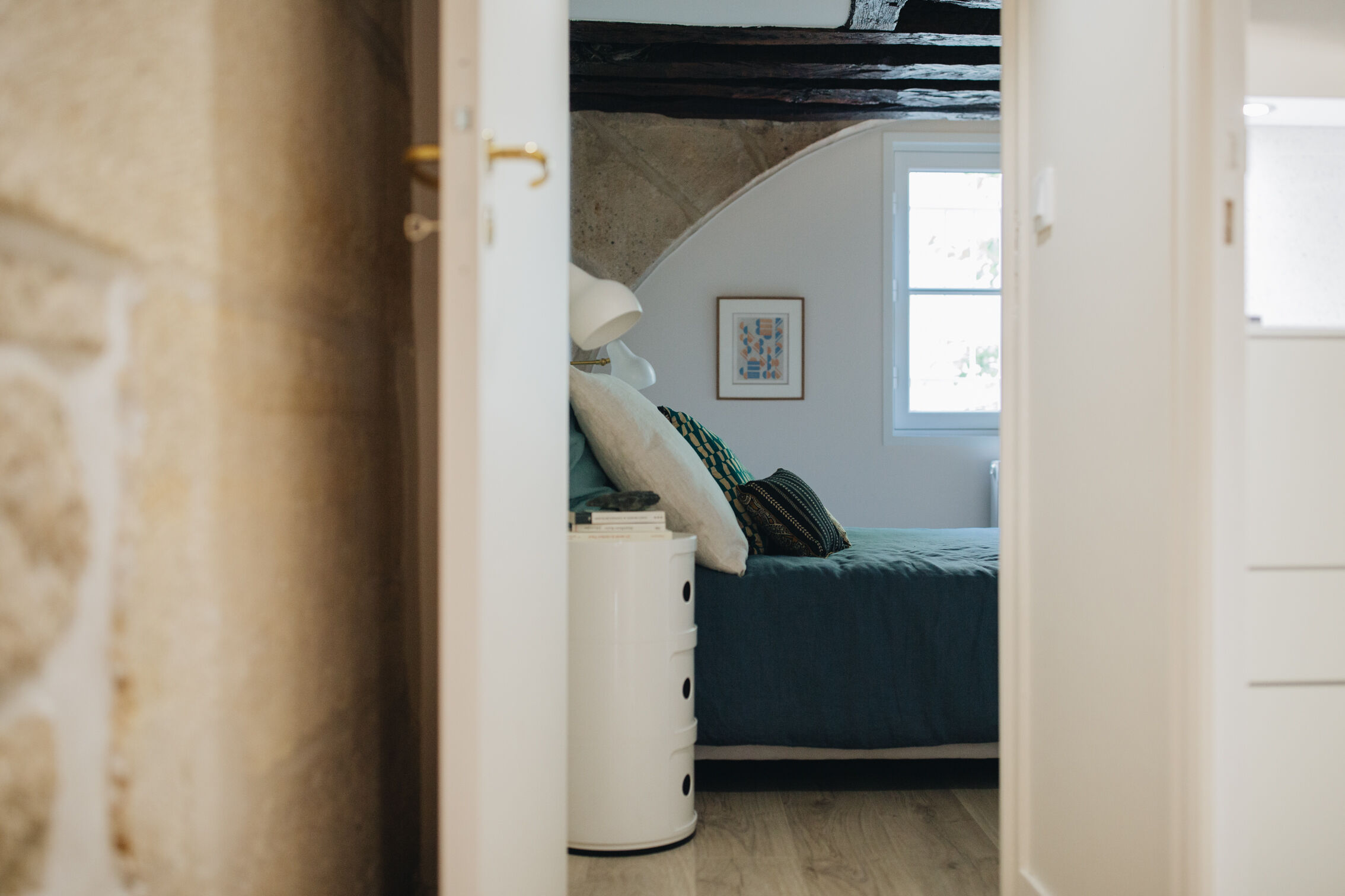 agencement-chambre-dressing-duplex-parisien-perene agencement-chambre-dressing-duplex-parisien-perene