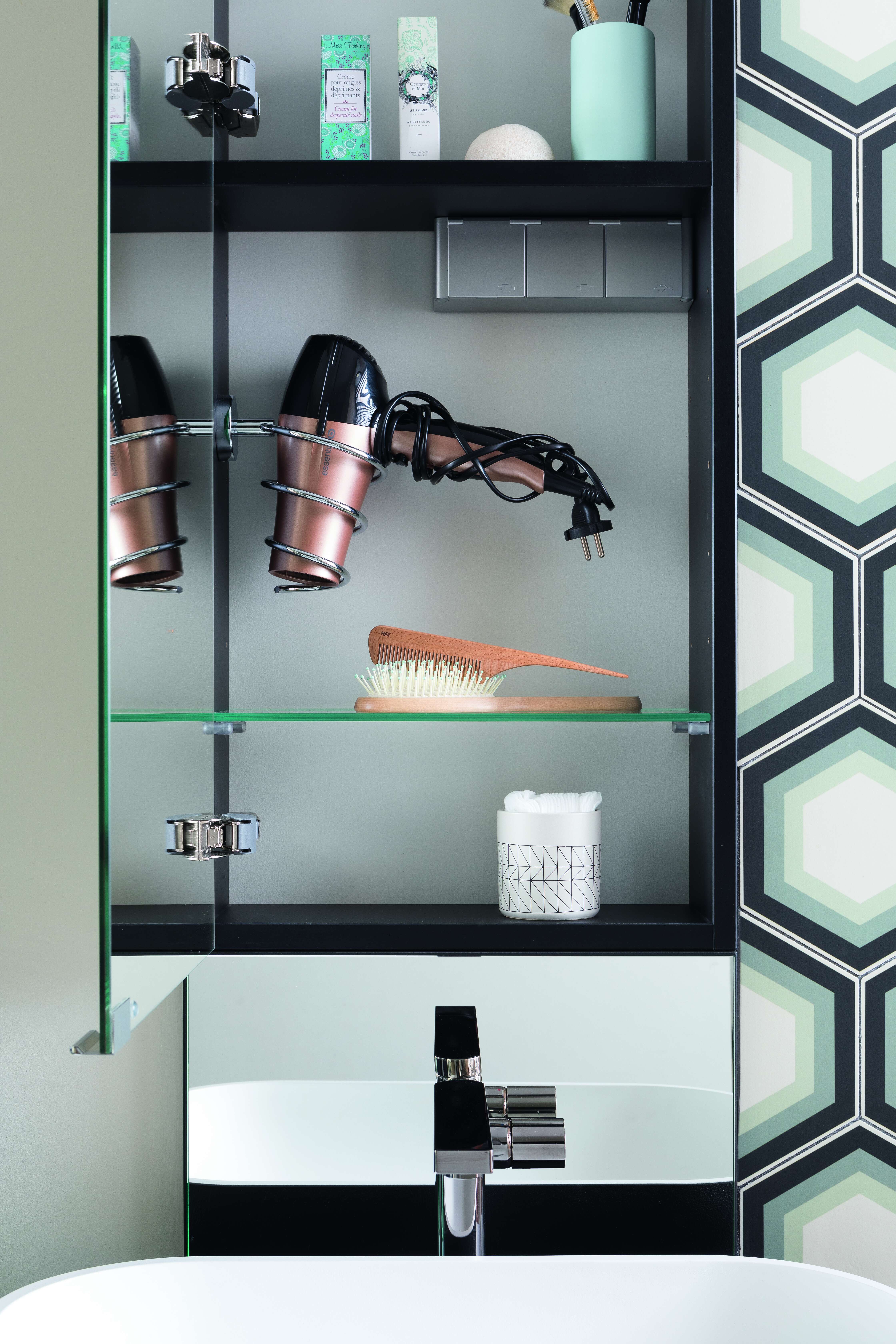 Salle de bain arty Rangements-Perene Salle de bain arty Rangements-Perene