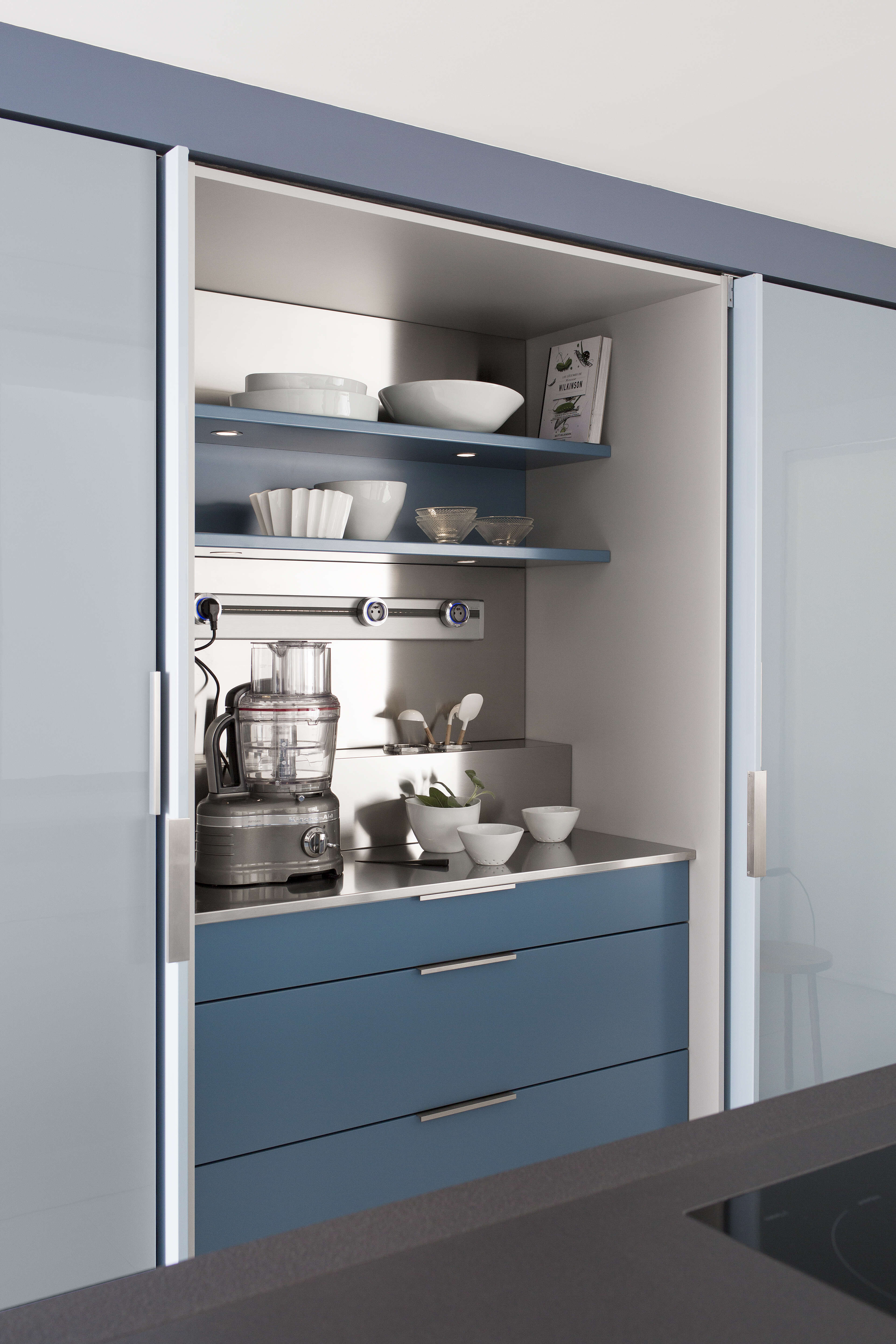 Cuisine-configuration-ouverte-accessoires-Perene