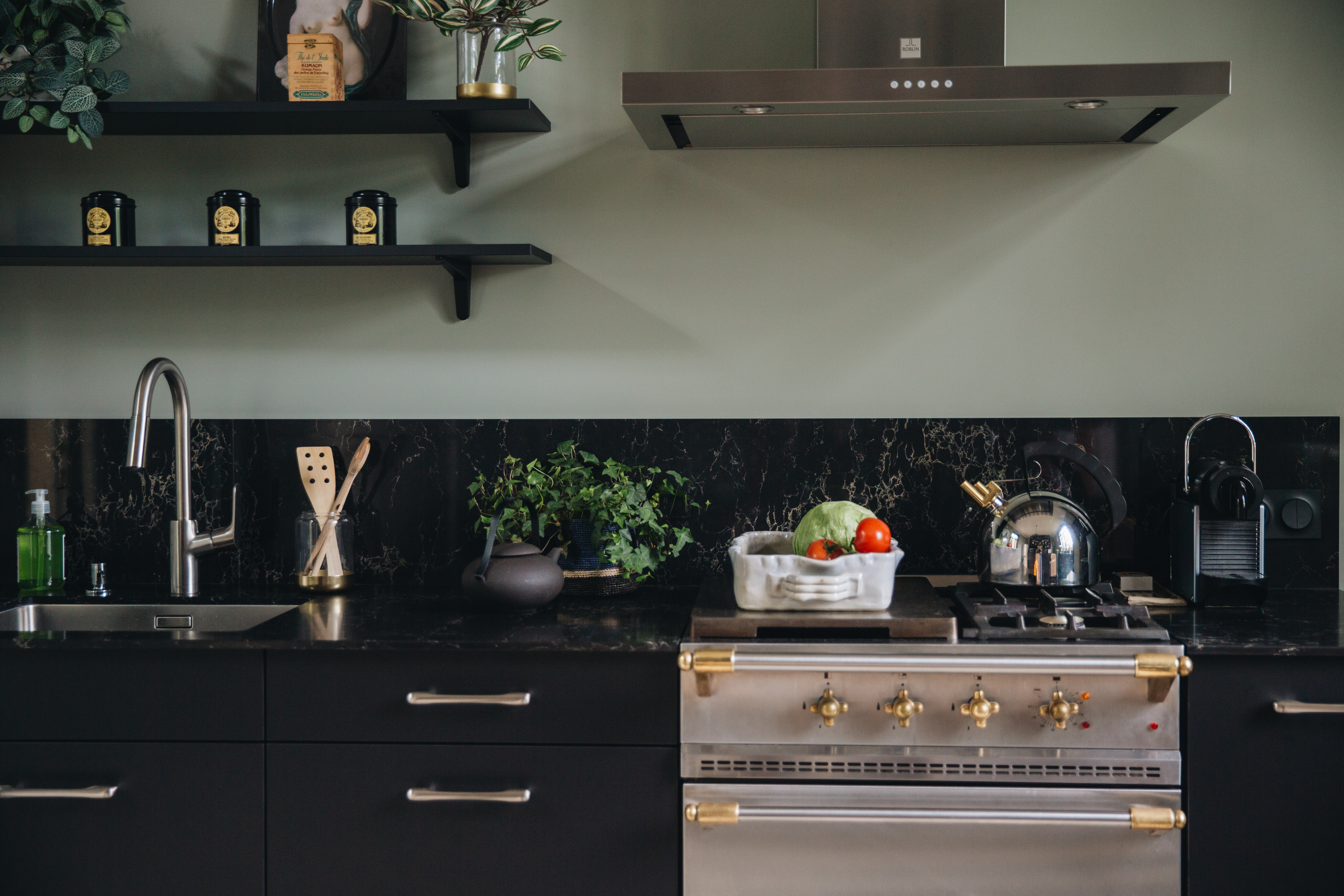 piano-cuisson-cuisine-noir-mat piano-cuisson-cuisine-noir-mat