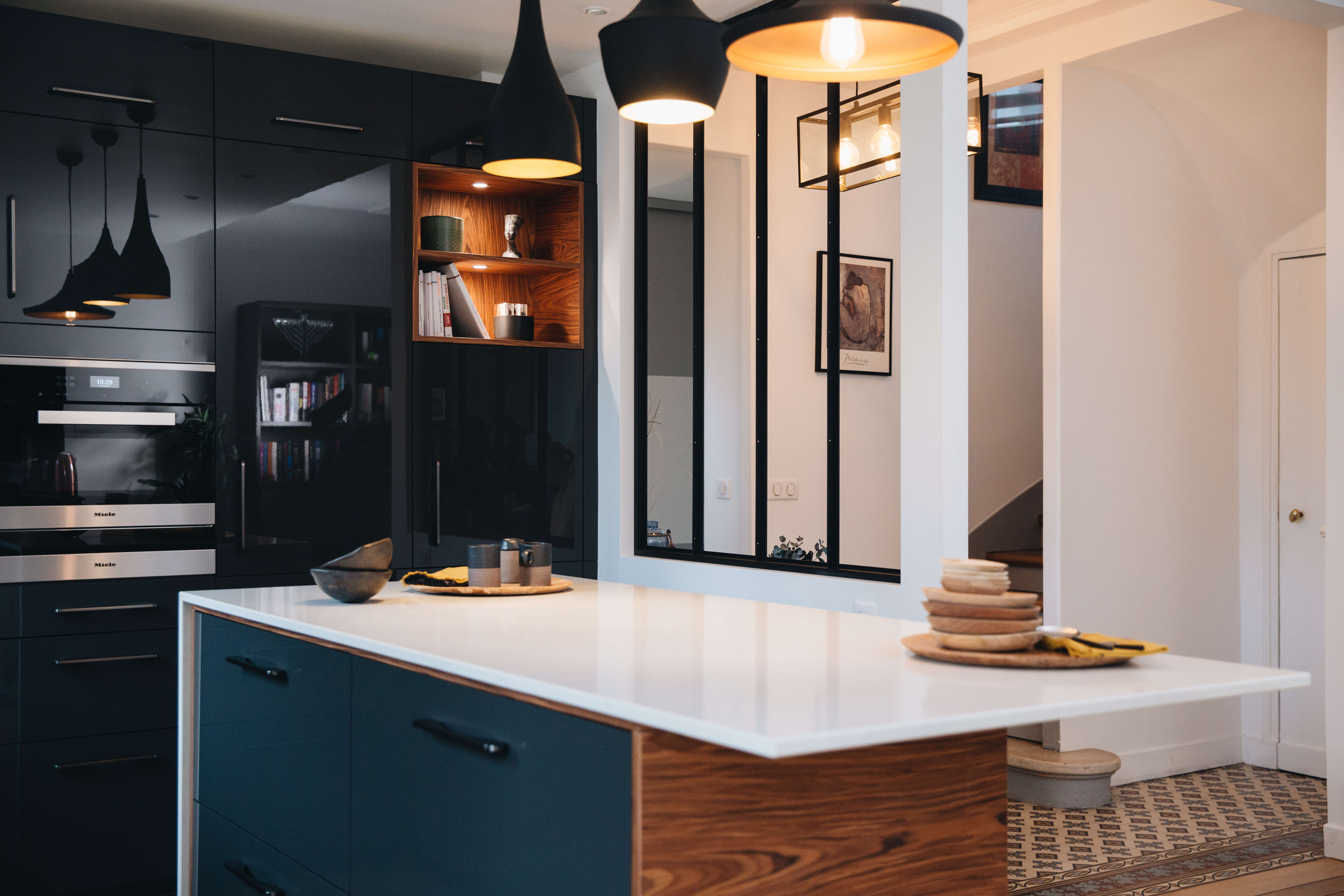 cuisine-ilot-central-et-verriere-perene cuisine-ilot-central-et-verriere-perene