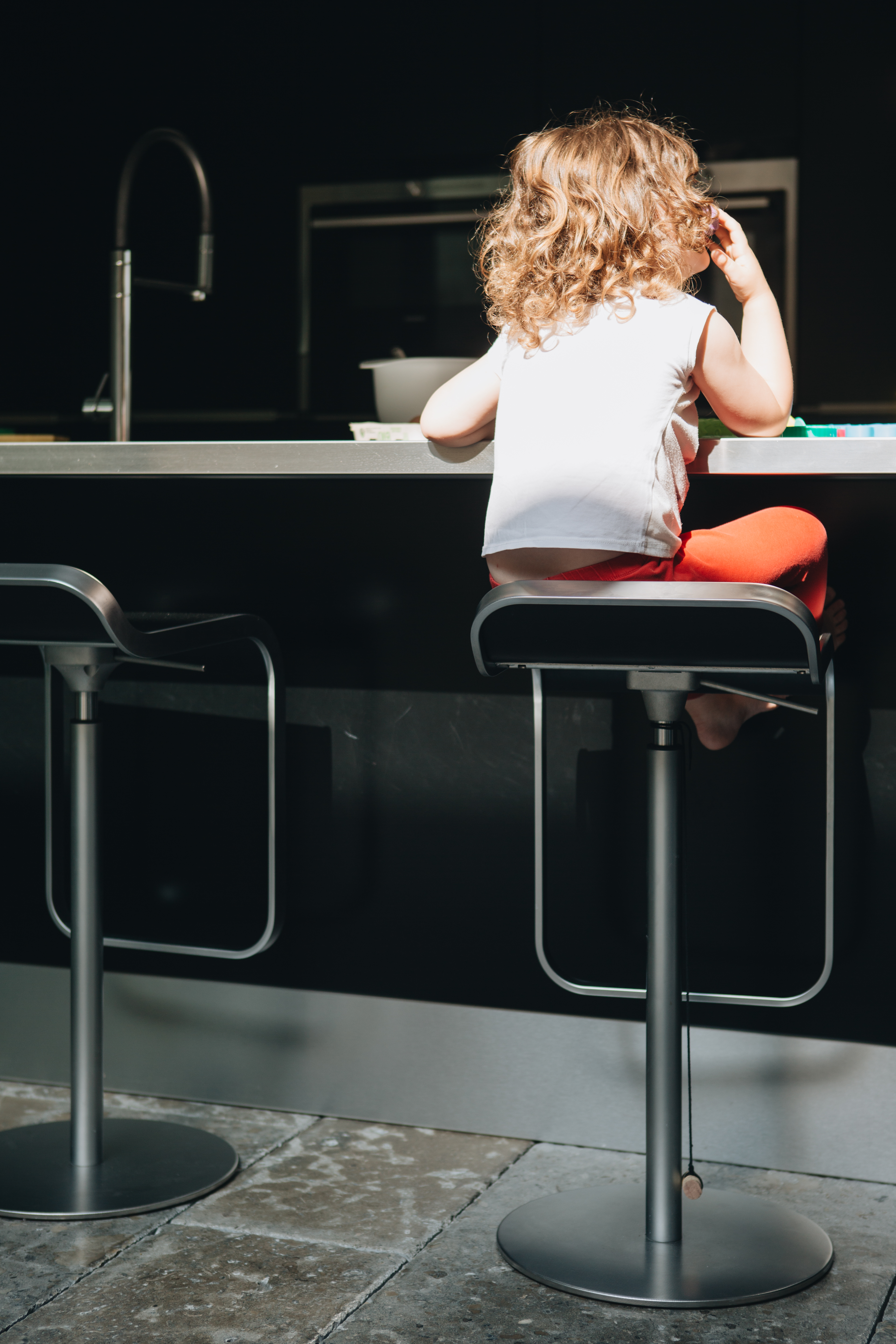 enfant-ilot-cuisine-industrielle