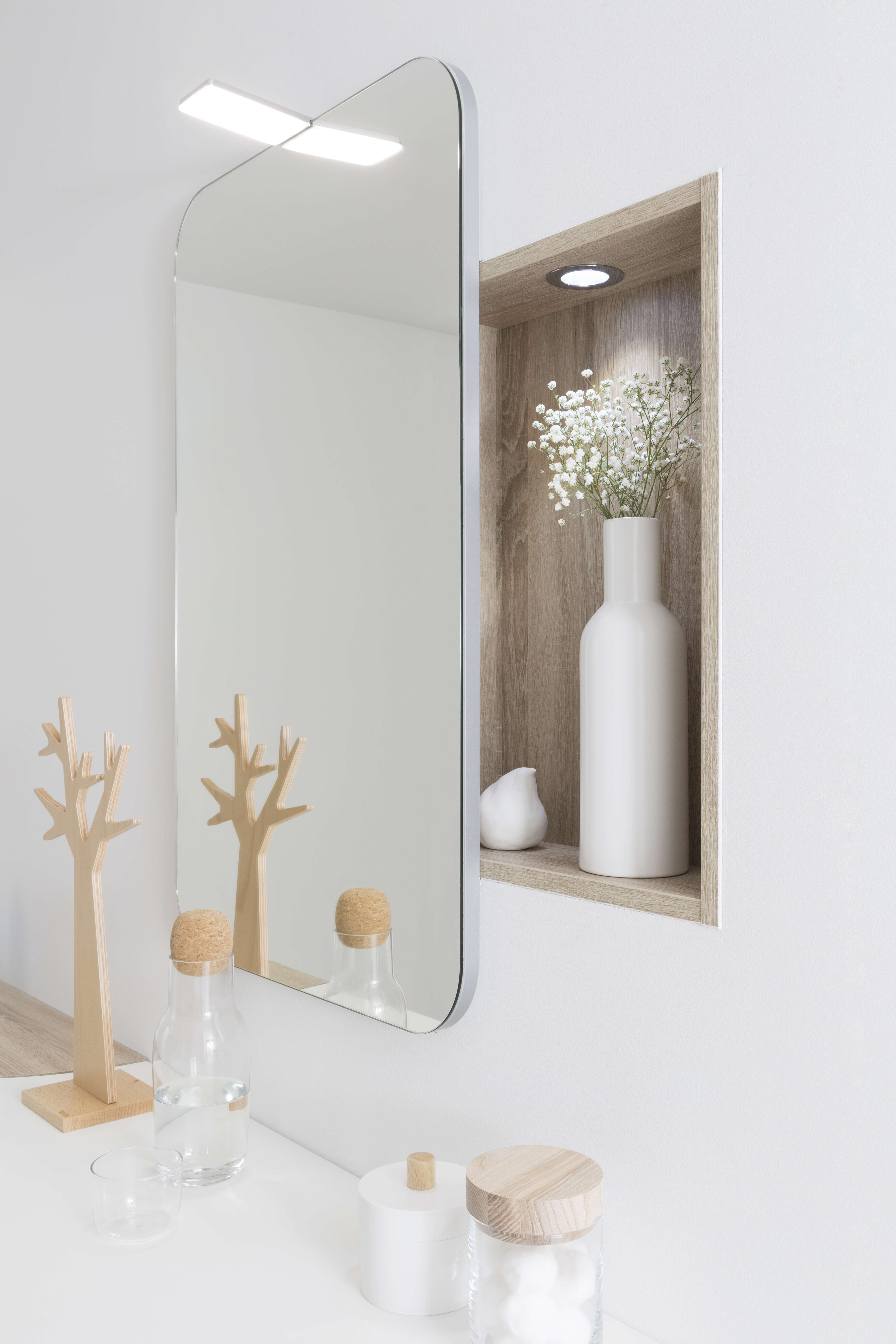 miroir-coiffeuse-salle-de-bain-perene