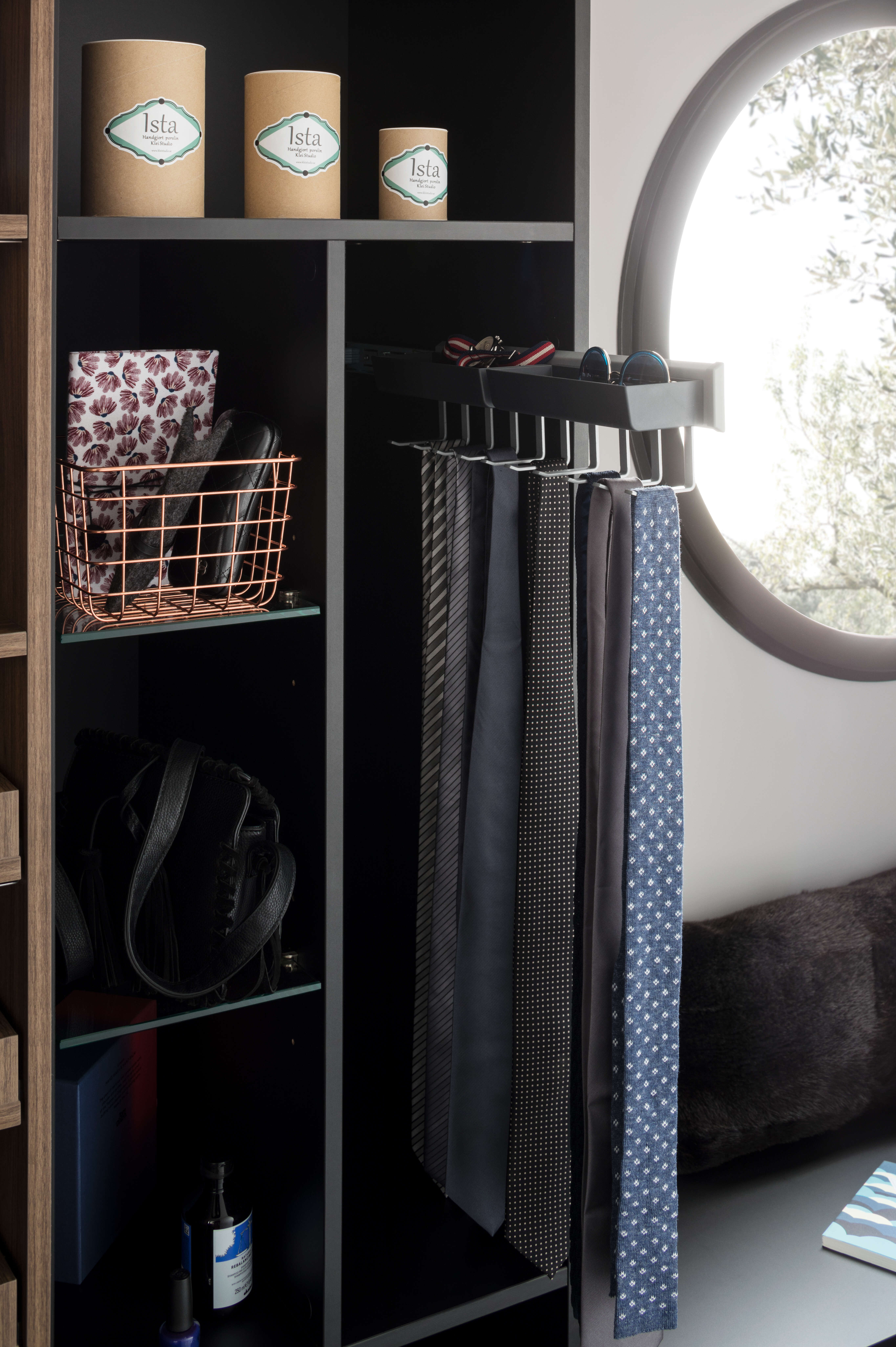 rangements-et-porte-cravates-dressing-perene rangements-et-porte-cravates-dressing-perene