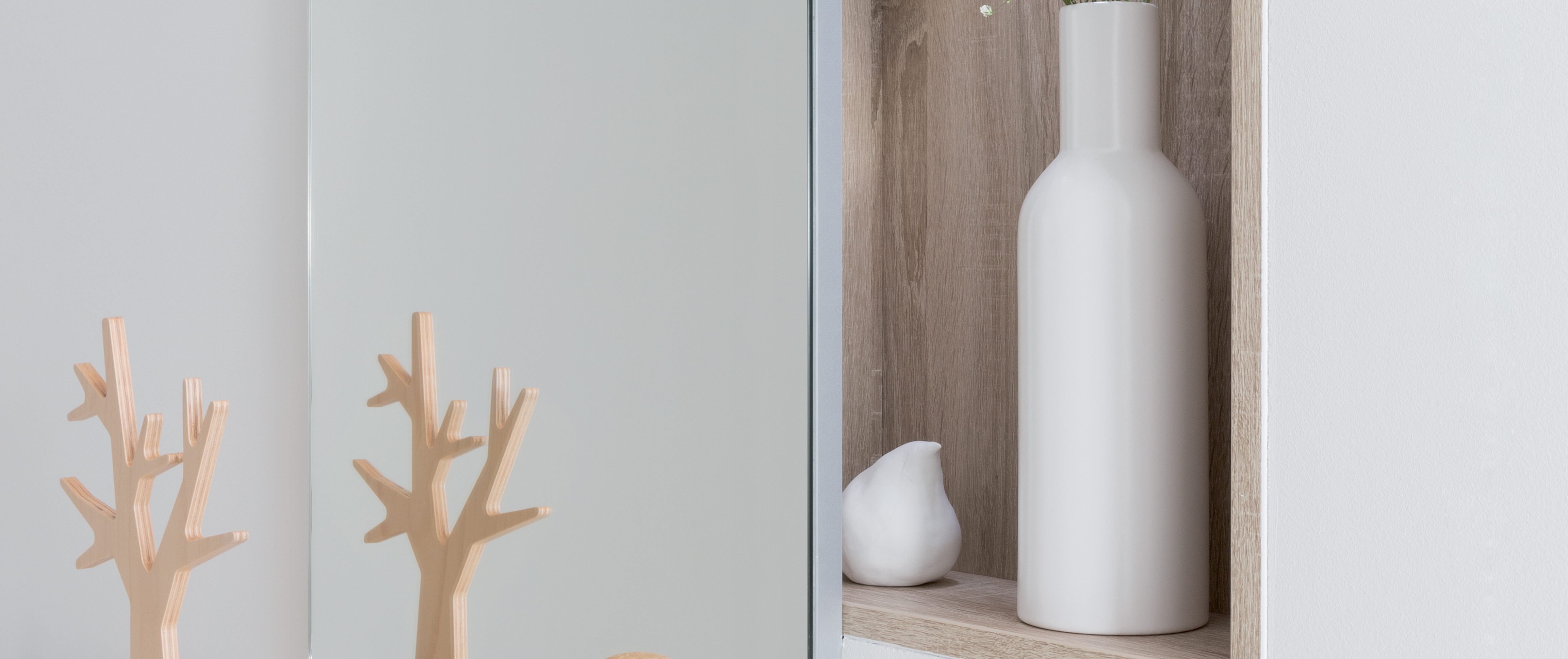 salle-de-bains-rangement-maquillage-bois salle-de-bains-rangement-maquillage-bois