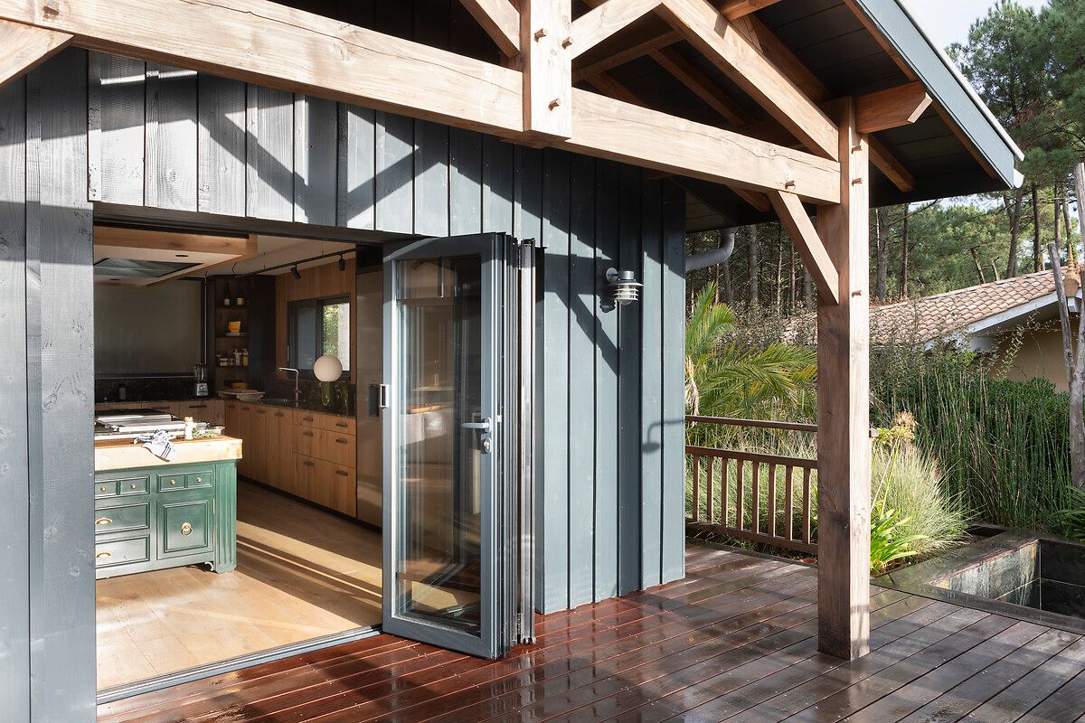 Maison-exterieur-bois-perene-paris7-capferret Maison-exterieur-bois-perene-paris7-capferret