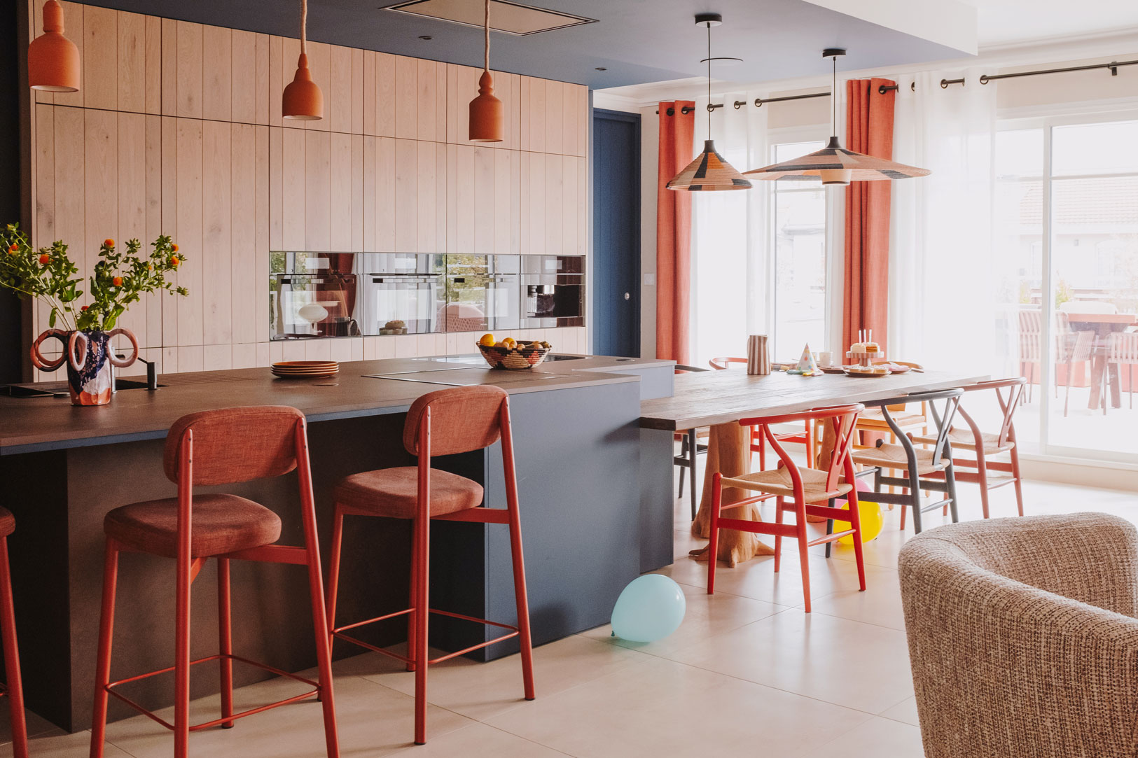 Cusine-colorée-placars-sur-messure