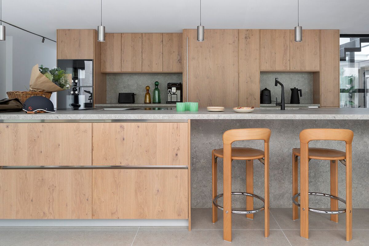 Cuisine-clair-intemporel-serenite