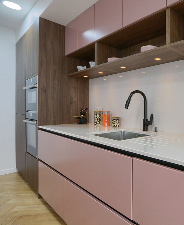 rangements-cuisine-finition-rose-perene-versailles