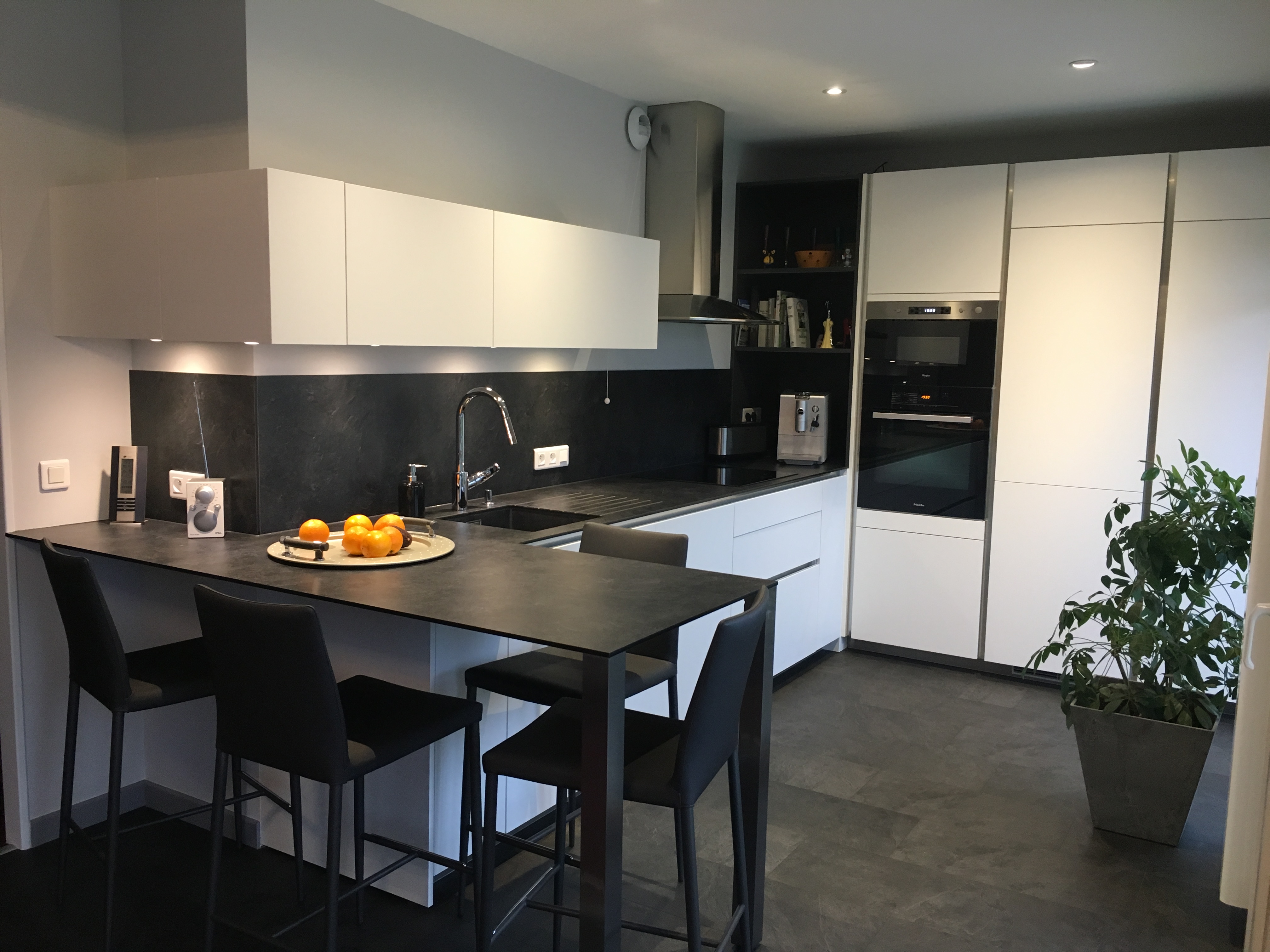 cuisine-ilot-blanche-perene-clermont-ferrand