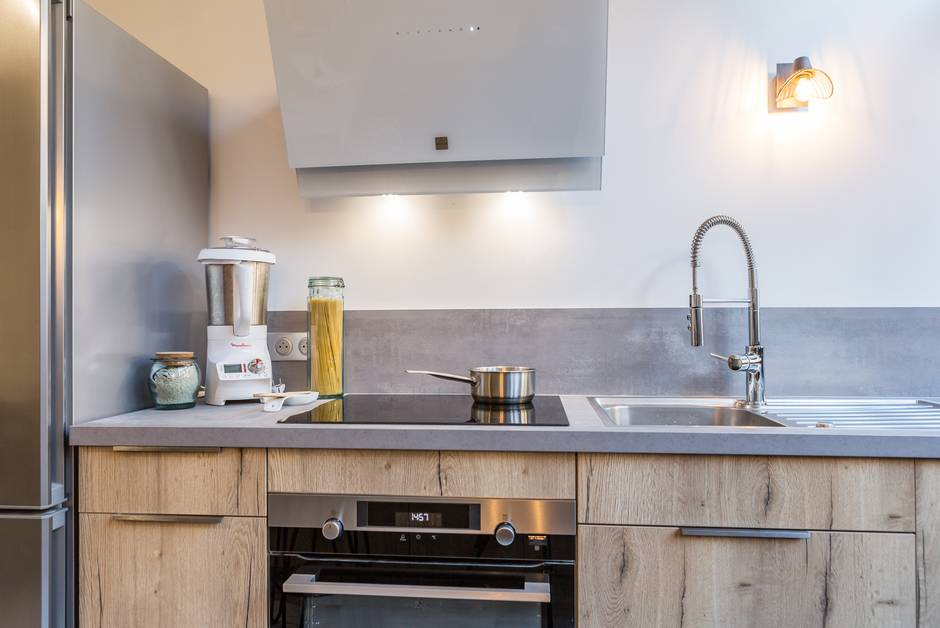 perene-amiens-agencement-design-luxe-sur%20mesure-cuisine-plan%20de%20travail