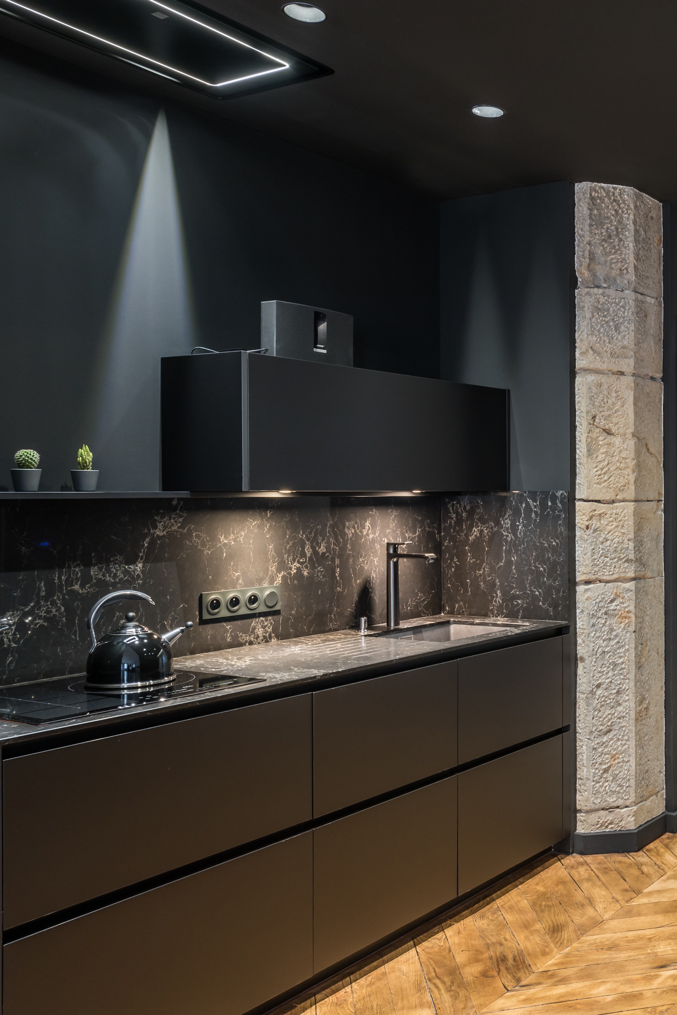 perene_clermont_ferrand_1629461_D759127 perene_clermont_ferrand_1629461_D759127