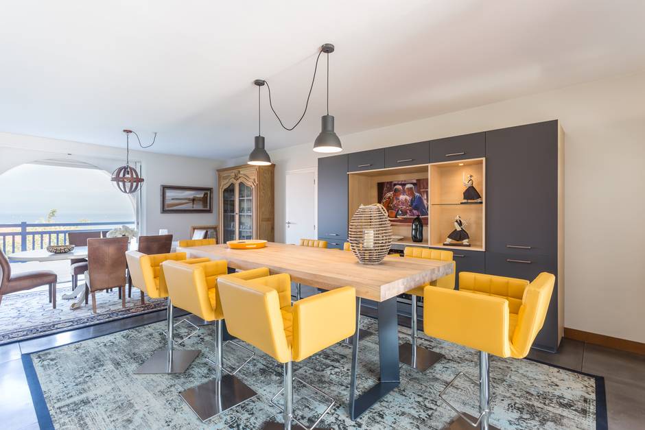 perene_st_jean_de_luz_salle-a-manger-curry