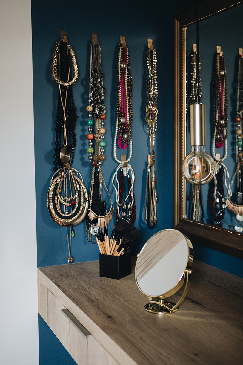 coiffeuse-sur-mesure-perene-chic-sophistique