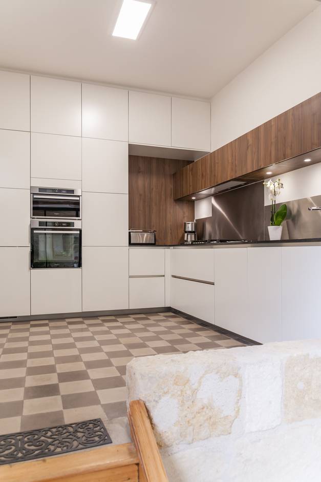 cuisine-perene-nimes-blanc-moderne