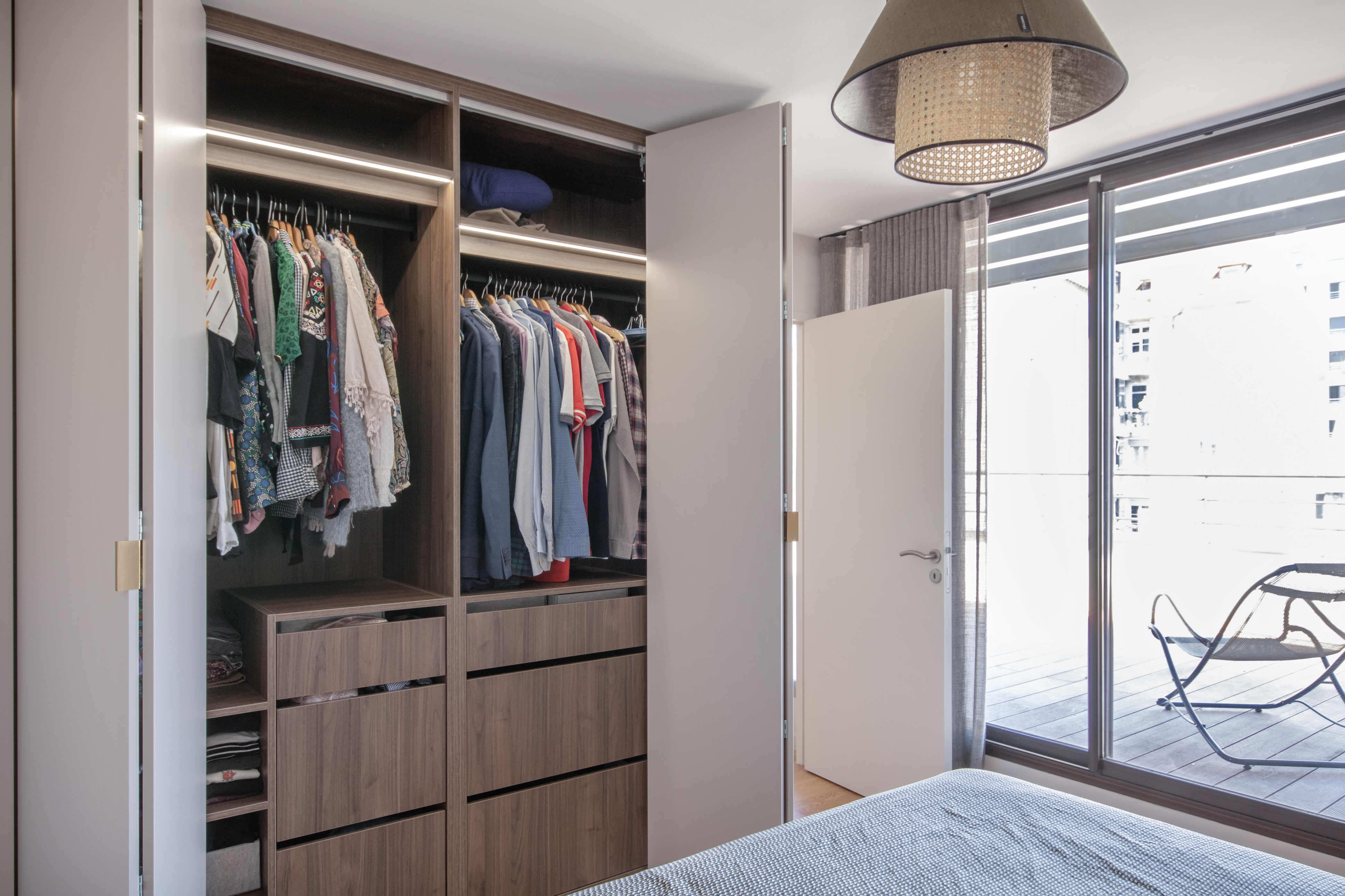 Perene%20Clermont%20cuisine%20verriere%20luxe%20design%20marbre%20noir%20dressing%20chambre