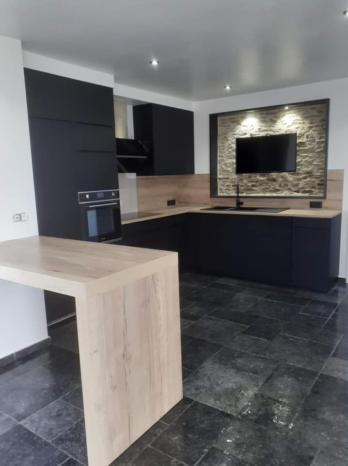 131686659_1863099937162667_3794192713736173405_n%20%281%29