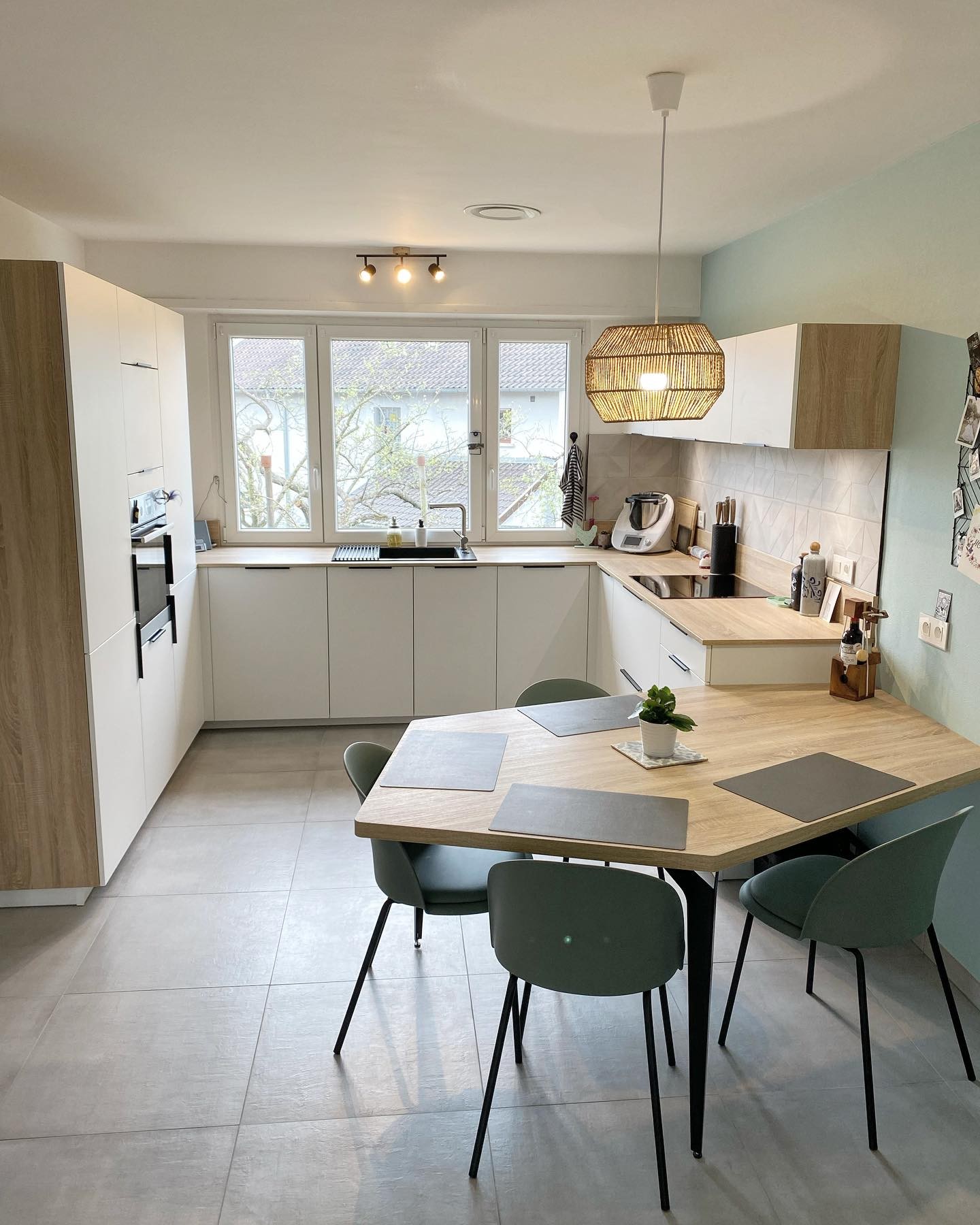 Cuisine%20blanche%20et%20bois