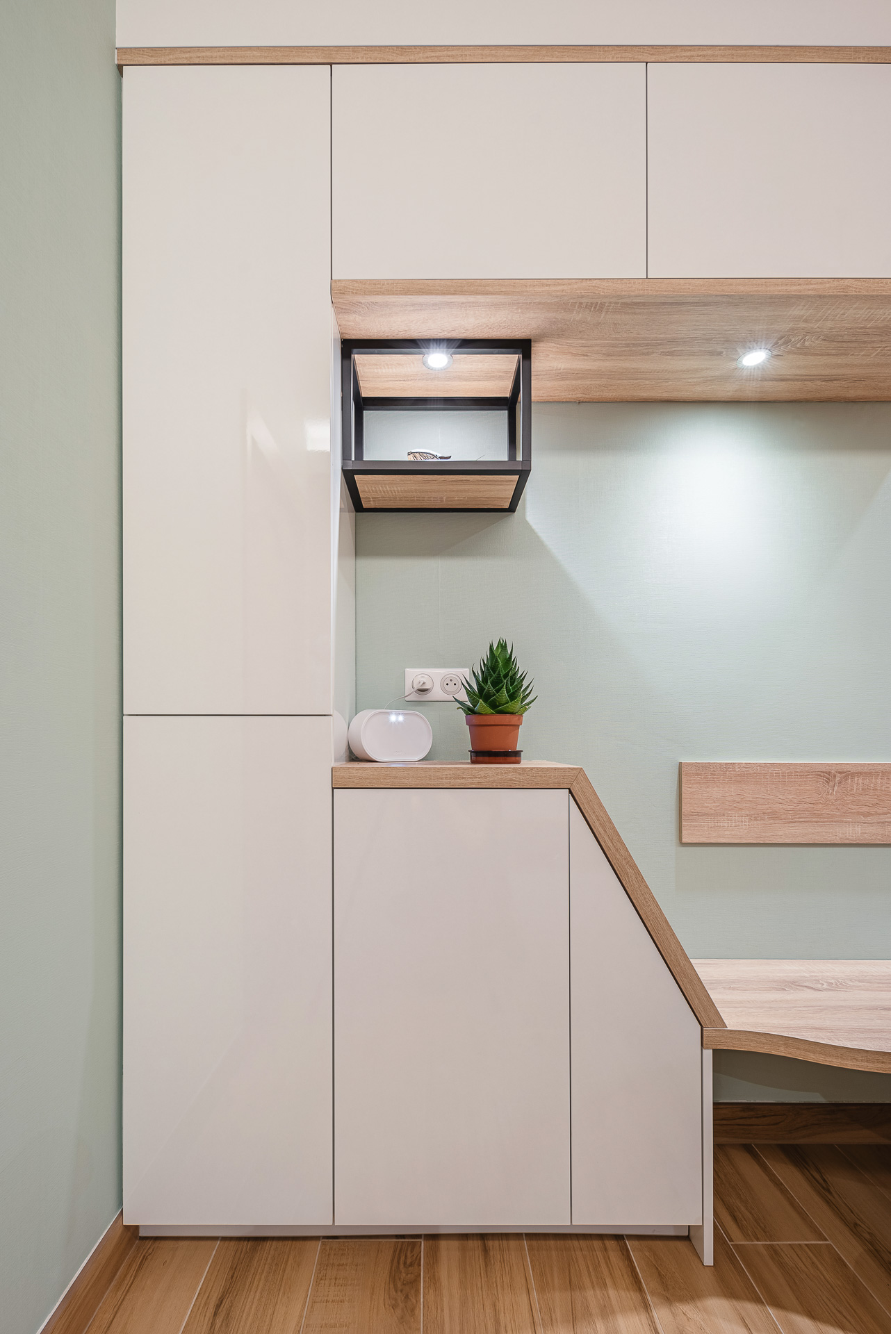 Coin%20d%C3%A9co%20blanc%20et%20bois Coin%20d%C3%A9co%20blanc%20et%20bois