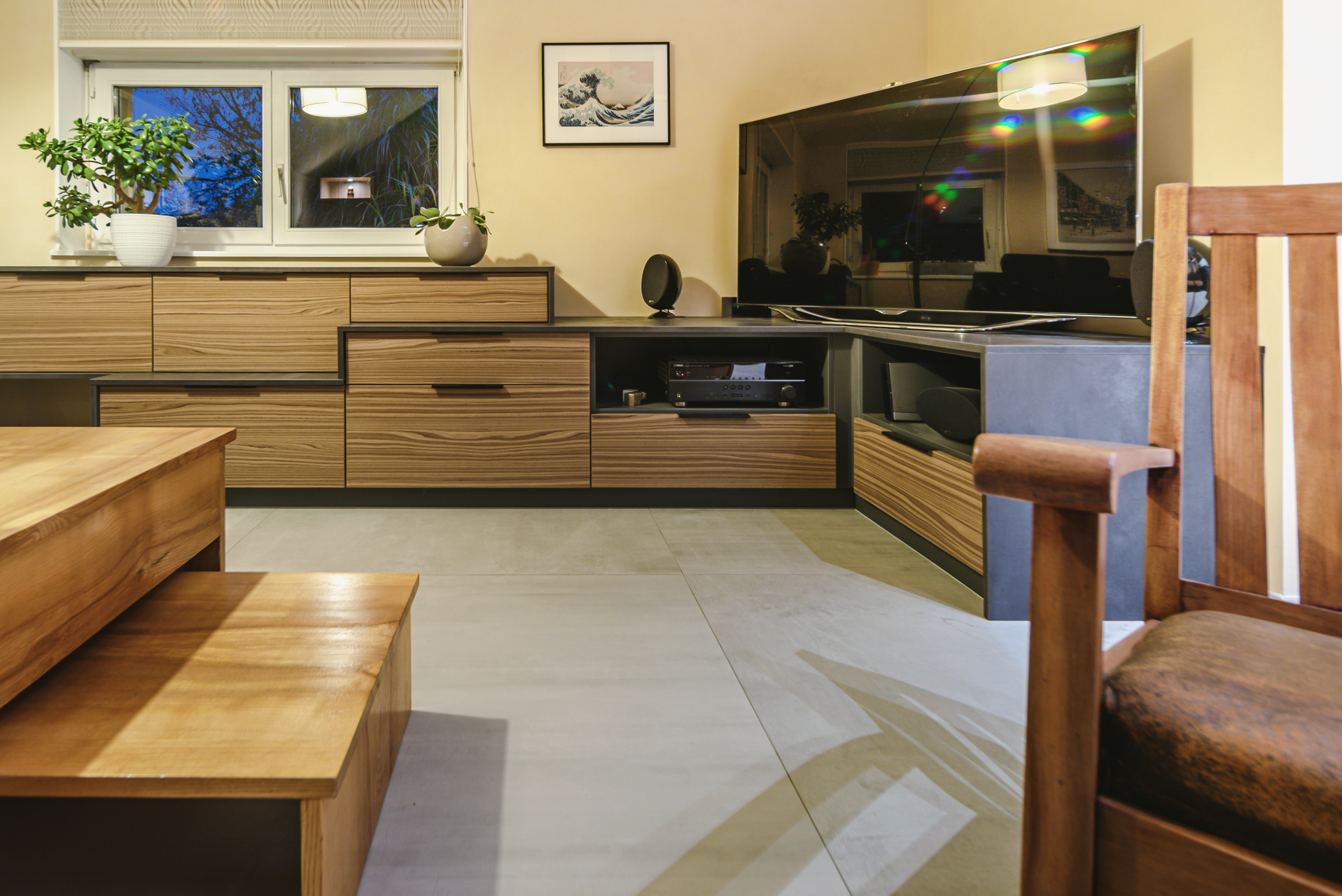 Meuble%20TV%20noyer%20et%20b%C3%A9ton%20anthracite%202