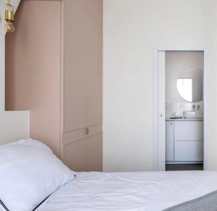 3b53a790-c7e2-4000-9ea1-ddaf5b25f376