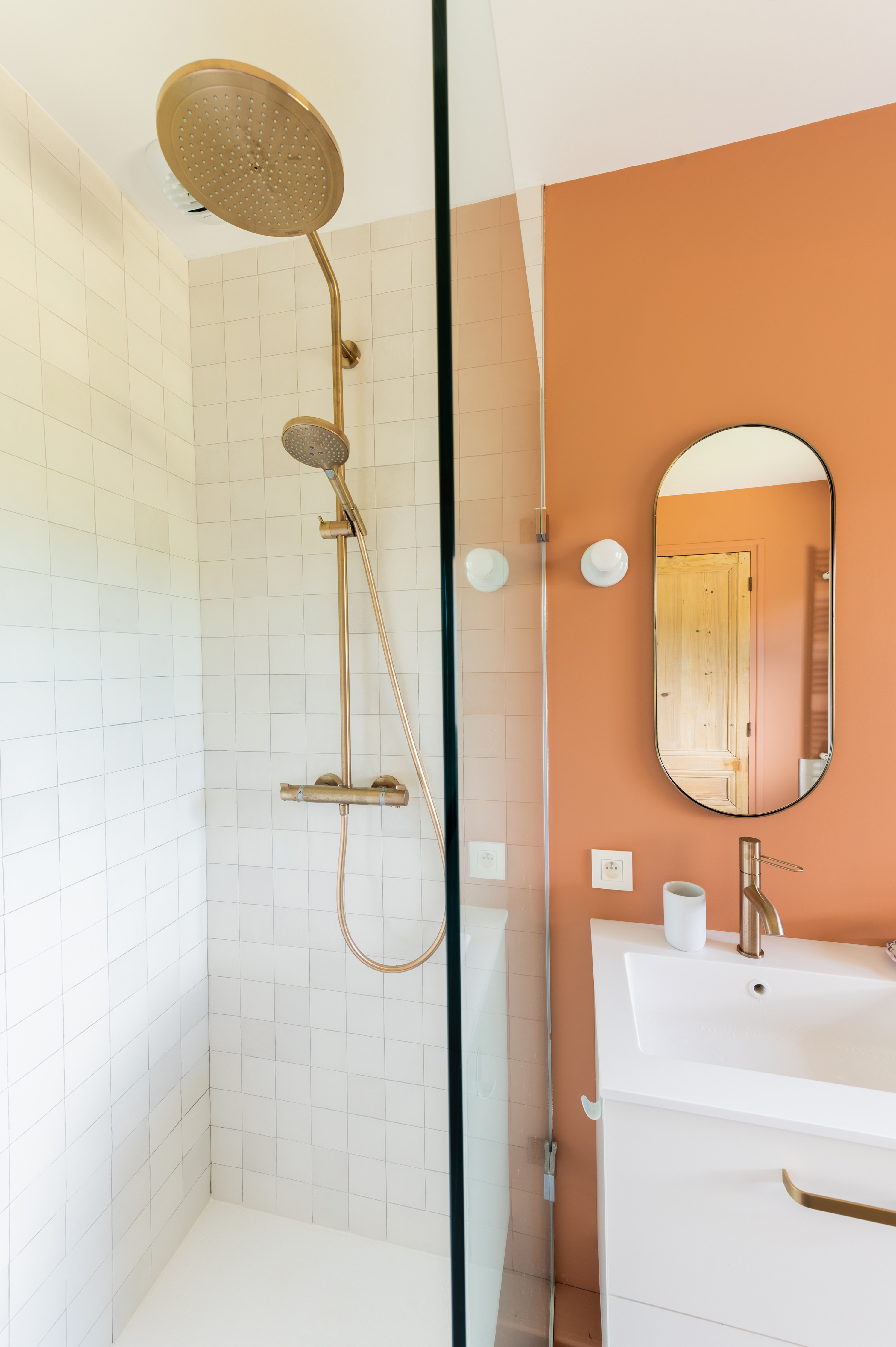 Salle-de-bain-vue-douche-realisation-perene-obernai