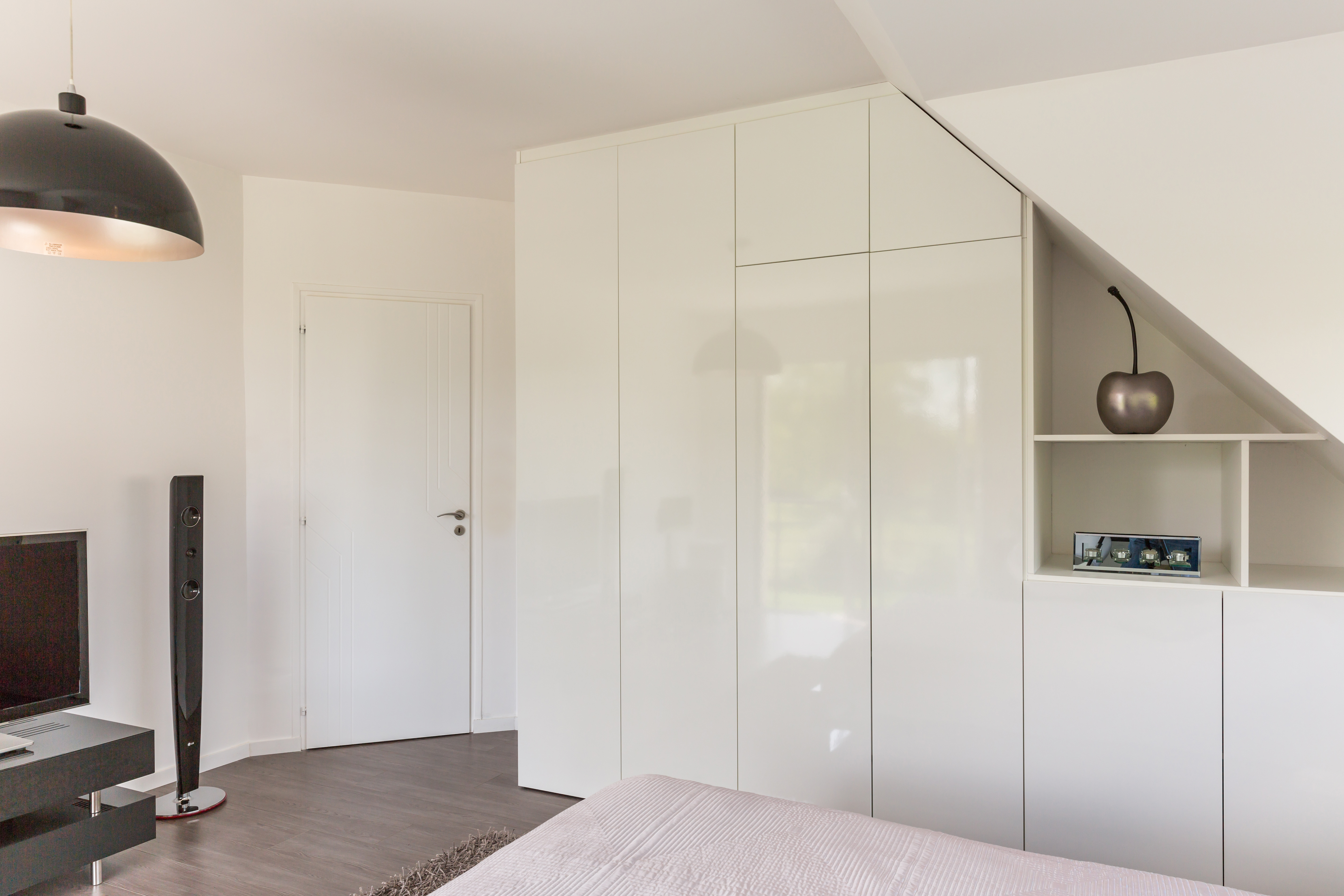 Perene-Amiens-meuble-blanc