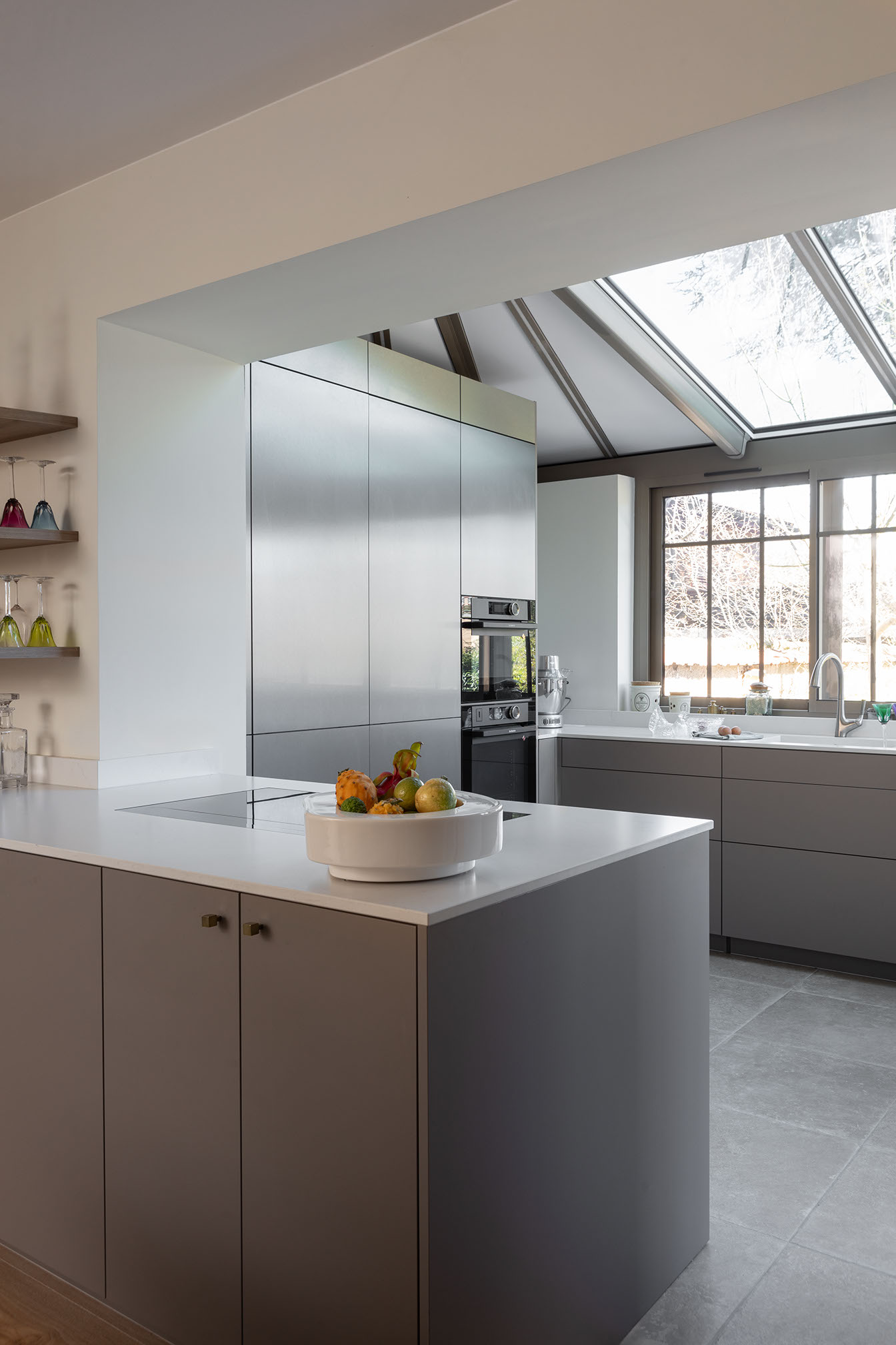 cuisine-perene-tassin-lumineuse-fonctionelle cuisine-perene-tassin-lumineuse-fonctionelle