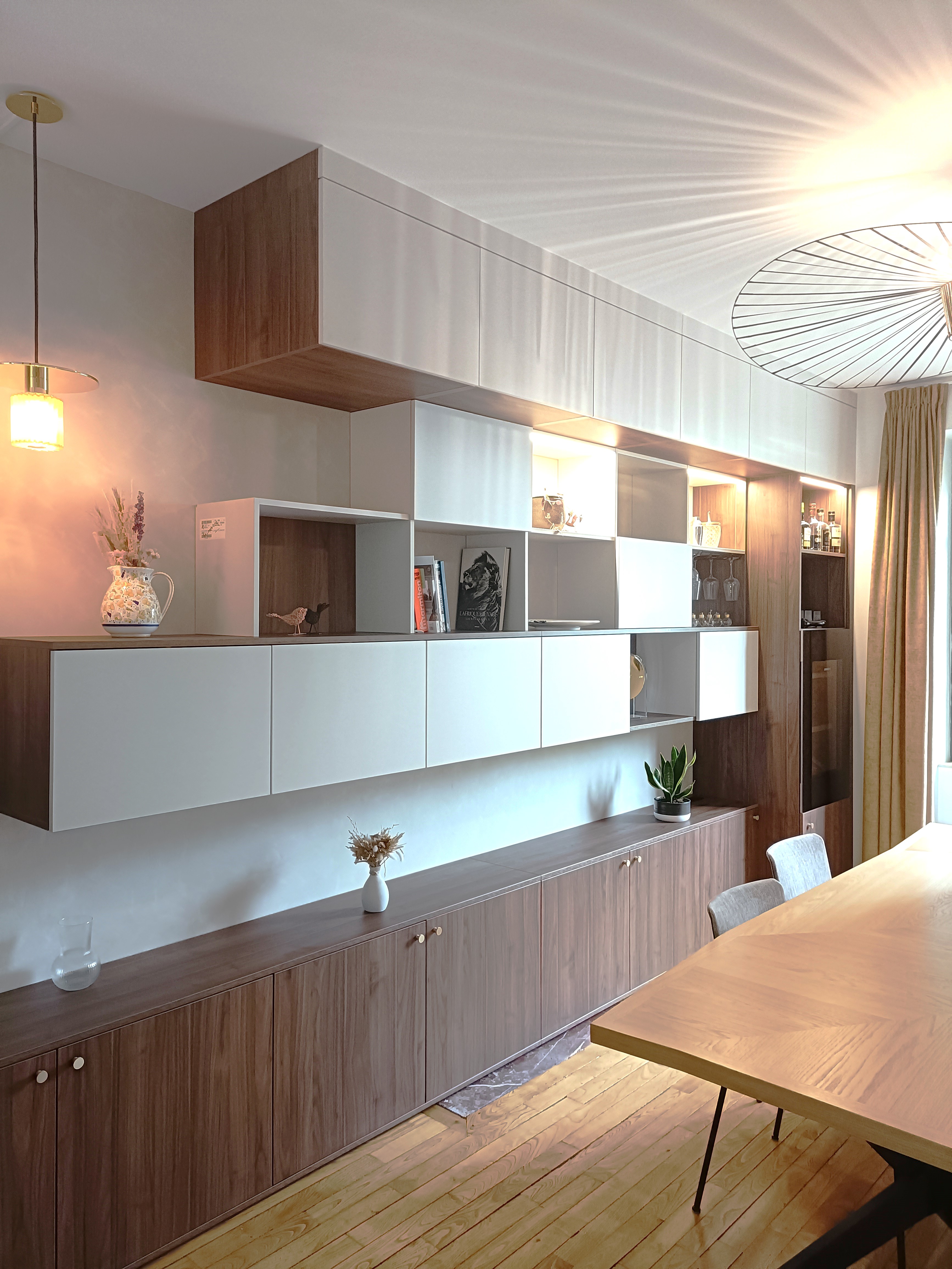 Perene Meuble de salle à manger 2 Perene Meuble de salle à manger 2