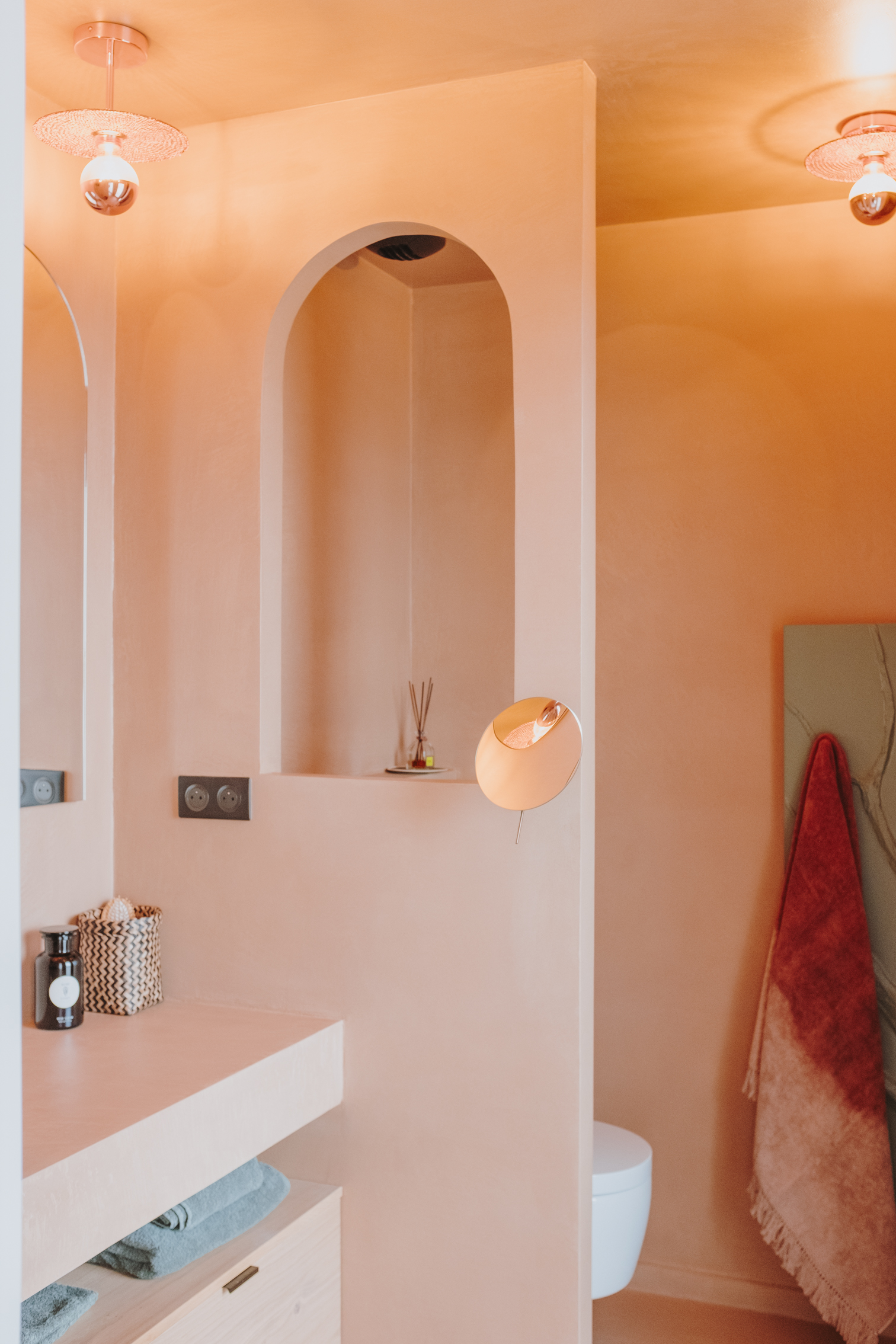 Salle-de-bains-Perene-courbe Salle-de-bains-Perene-courbe