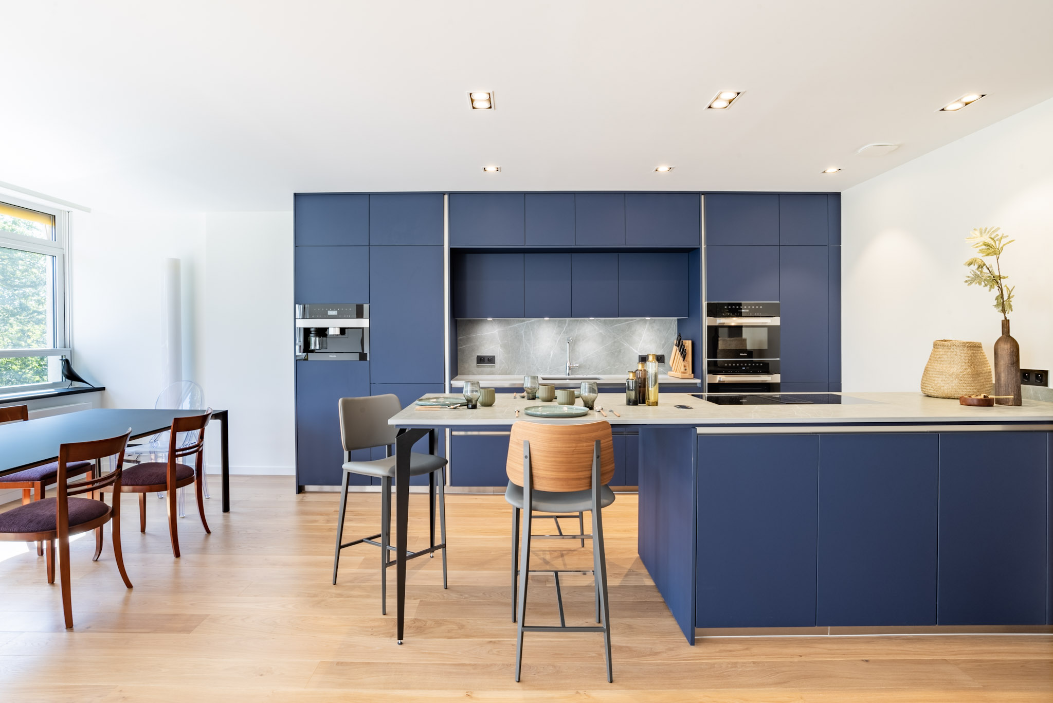 9cfd1d6db9e8ae5b41de3b4470c57944