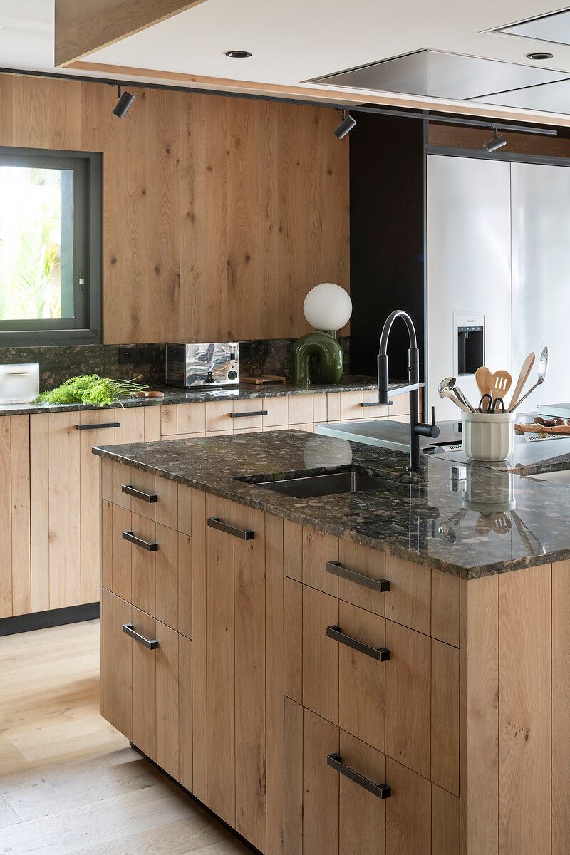 Cuisine-verte-bois-restaurant-ouverte-Perene-Paris7 Cuisine-verte-bois-restaurant-ouverte-Perene-Paris7