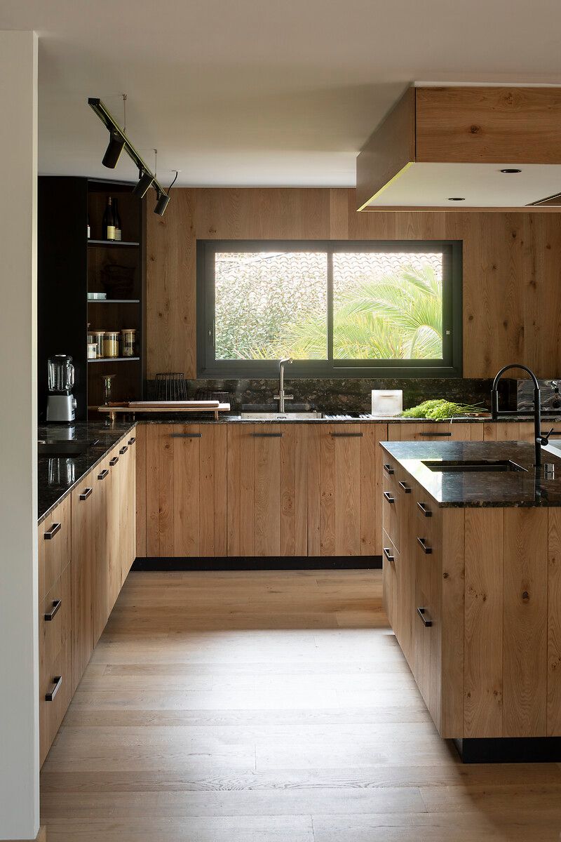 Cuisine-verte-bois-restaurant-ouverte-Perene-Paris7-2 Cuisine-verte-bois-restaurant-ouverte-Perene-Paris7-2