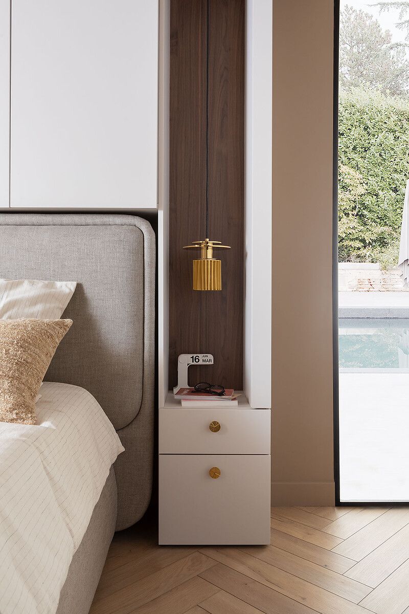 Suite-Parentale-Suspension-Luminaire-Perene