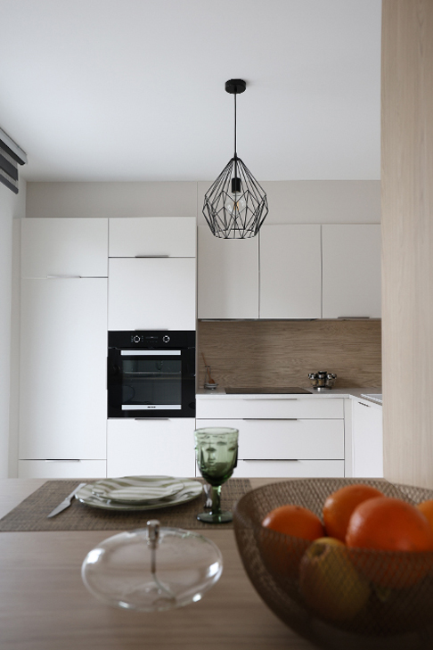 Cuisine-sur-mesure-beige-et-bois-perenebelfort (2)