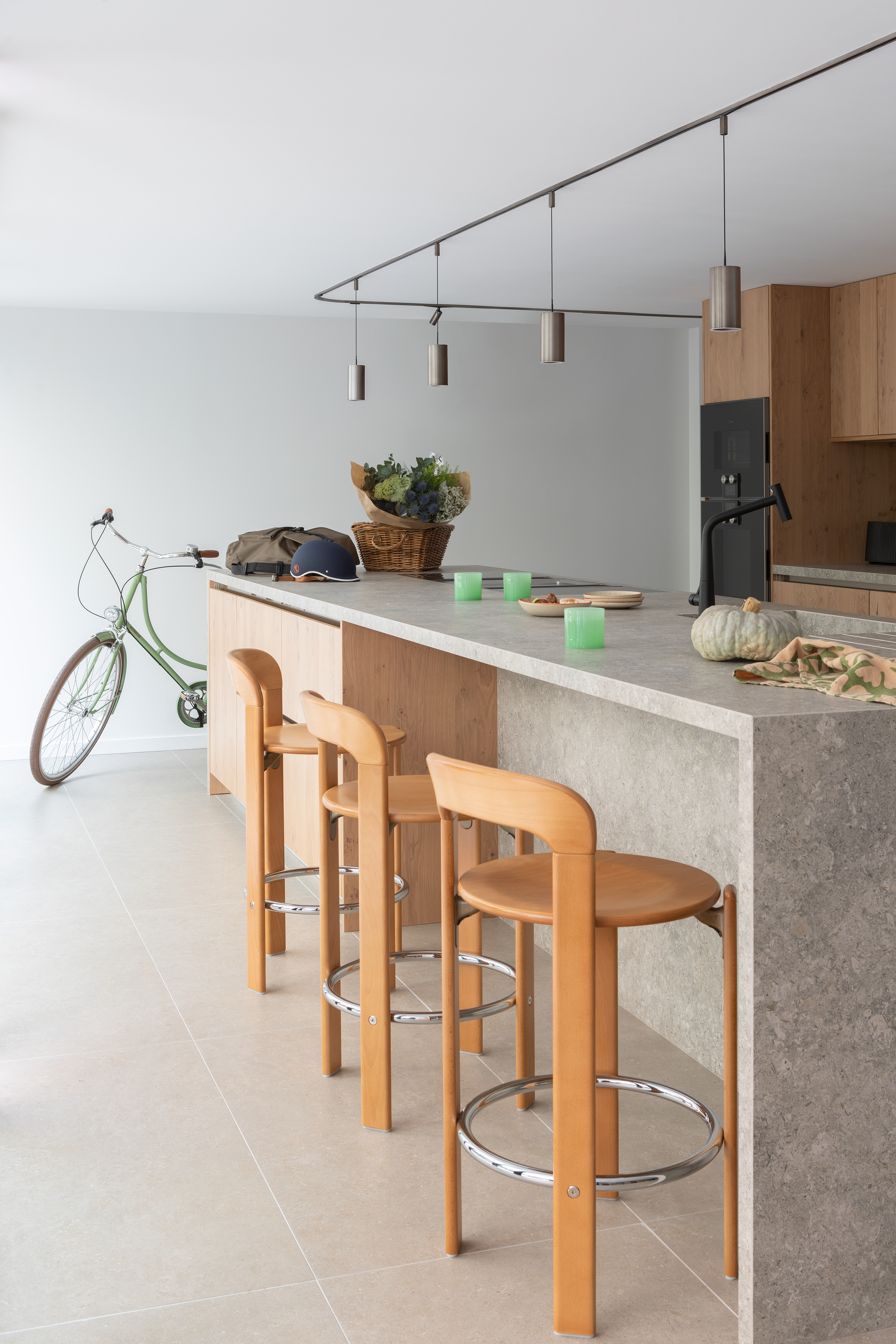 cuisine-sur-mesure-ilot-central-perene-merignac