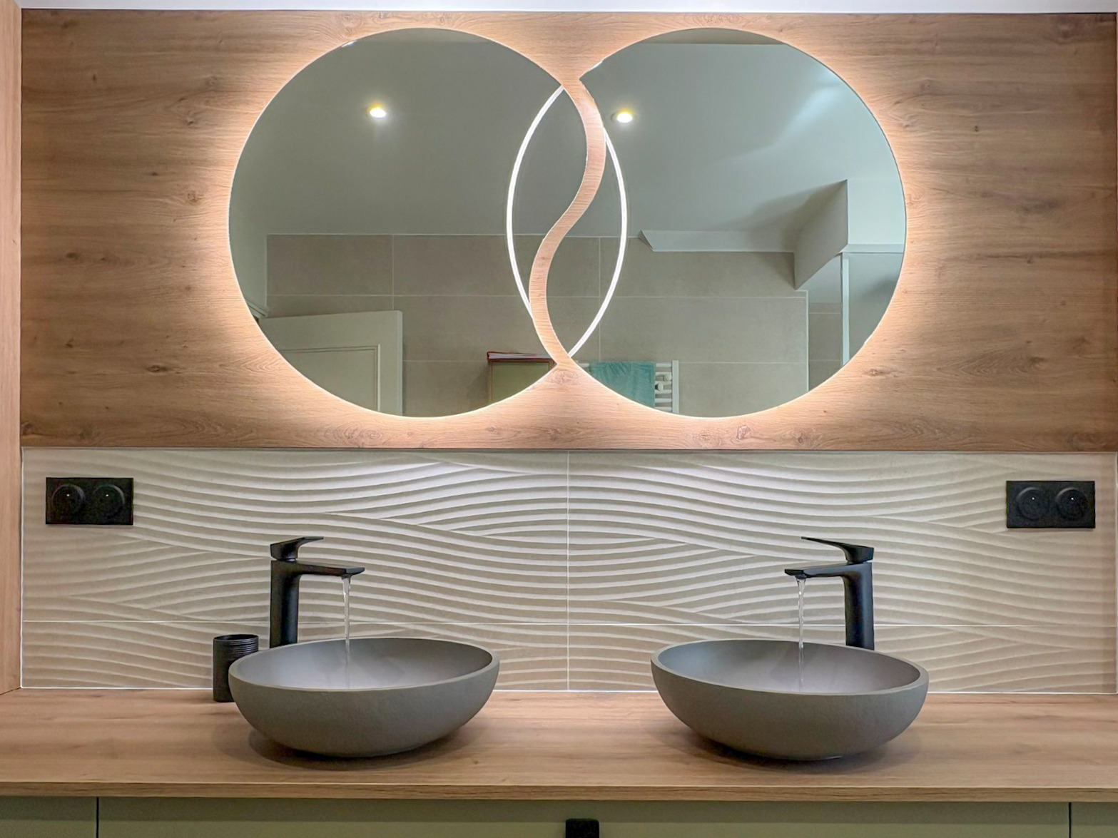 WhatsApp Image 2025-07-17 at 22.34.07 WhatsApp Image 2025-07-17 at 22.34.07