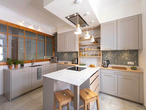 Cuisine-bois-gris-perene-hyeres