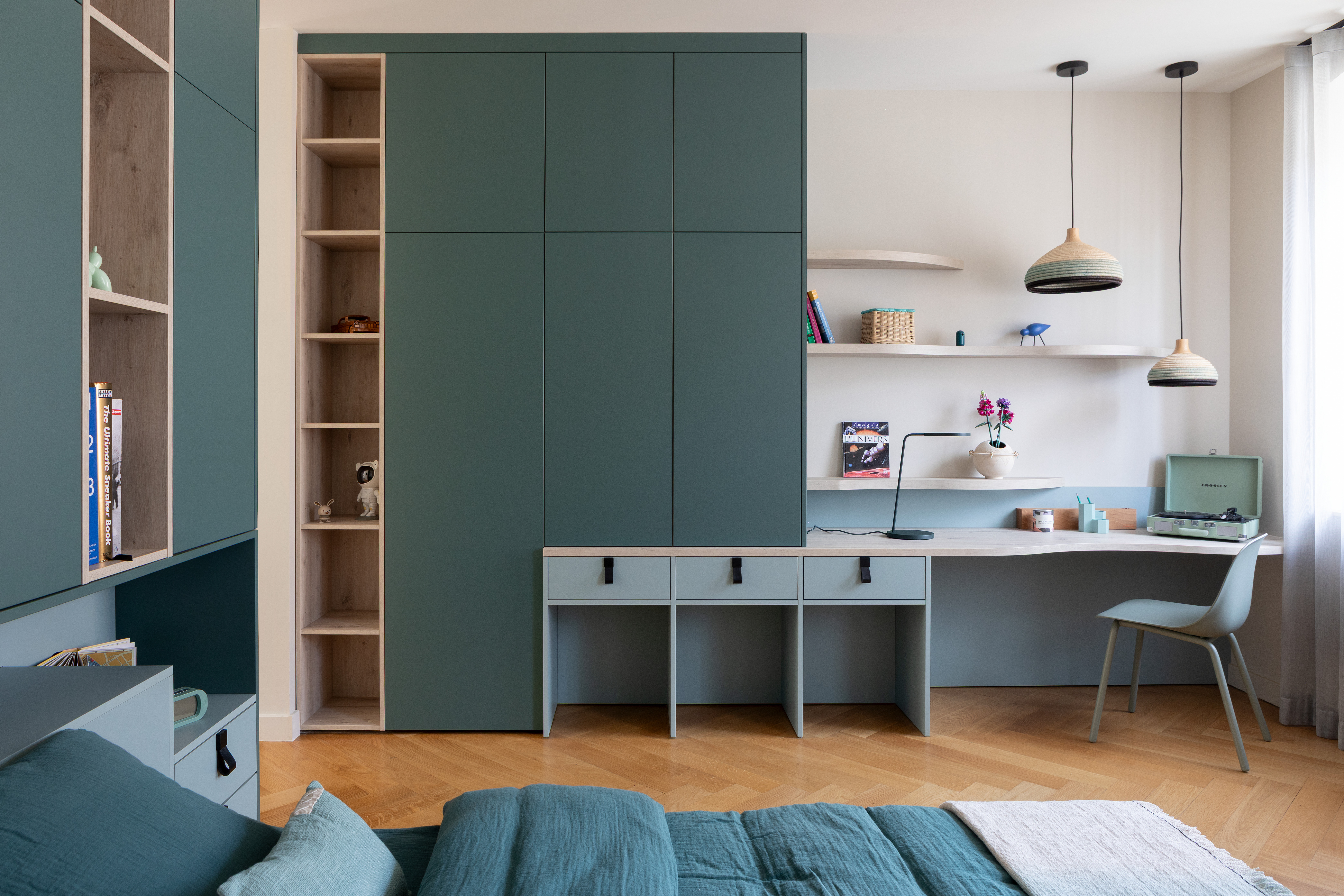 Chambre-enfant-dressing-sur-mesure-bleu-perene-mulhouse