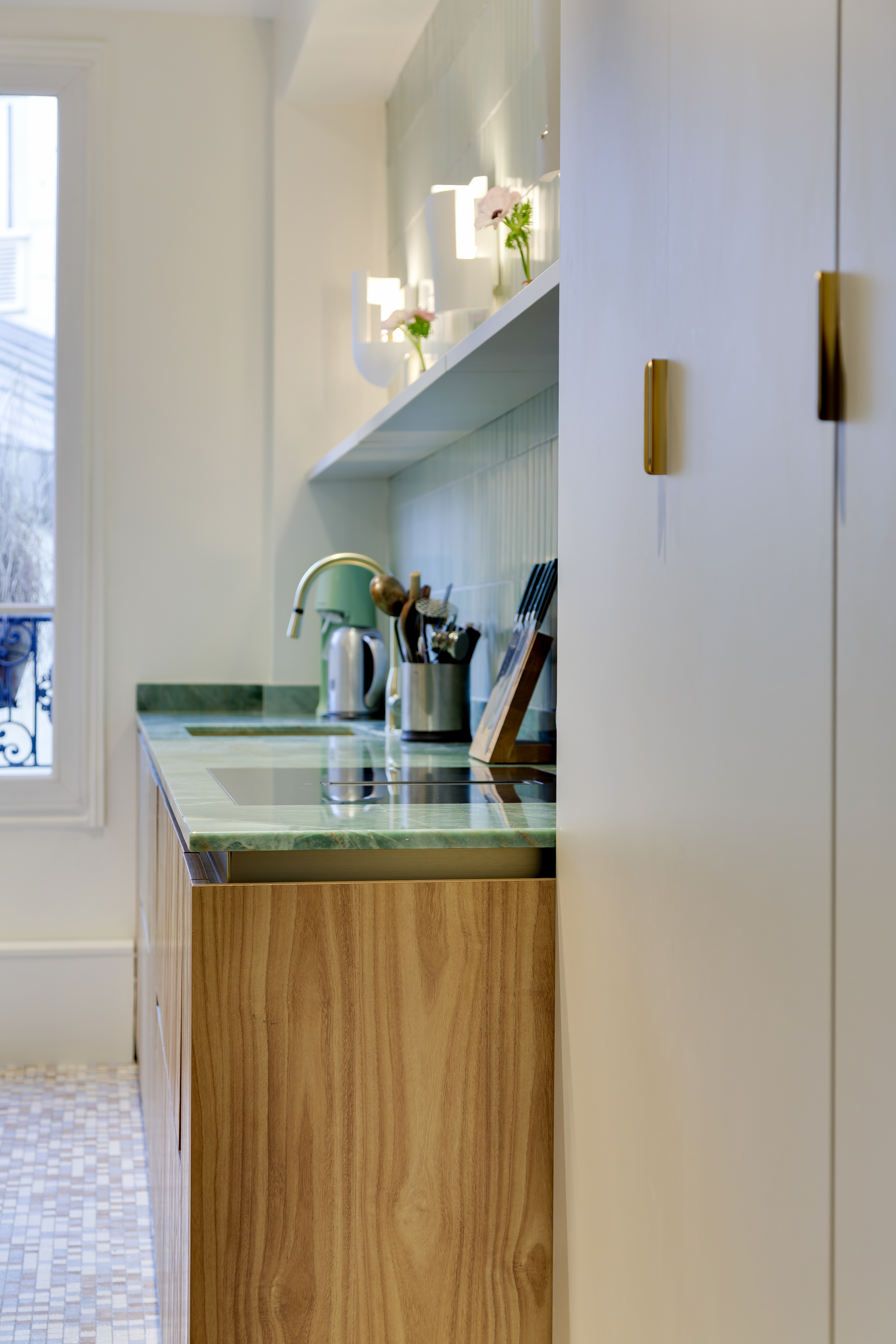 cuisine-perene-paris-7-poignee-inox-okobo-bois-quartzite