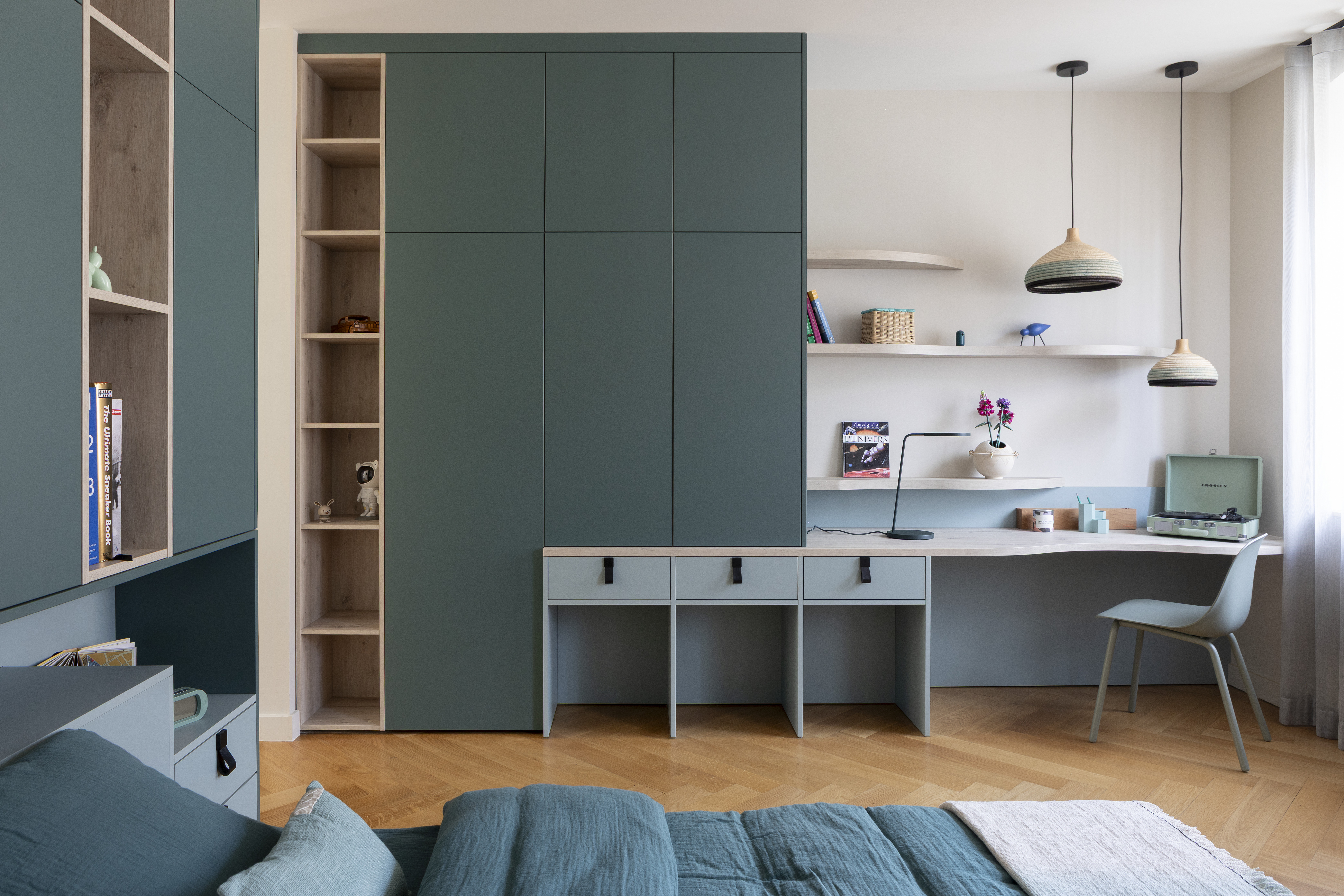 Chambre-rangements-sur-mesure-perene