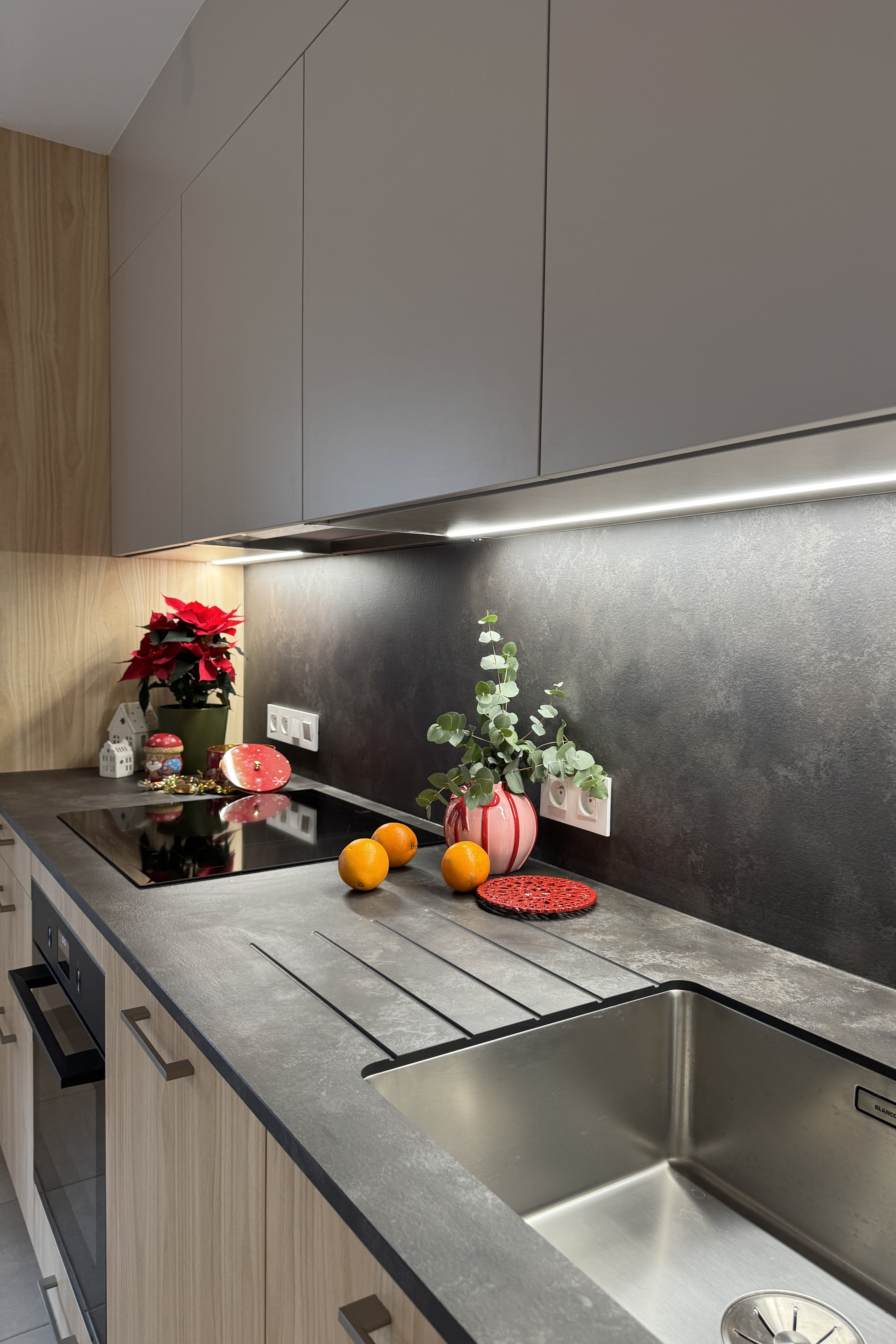 Zoom sur l'égouttoir intégré dans le plan